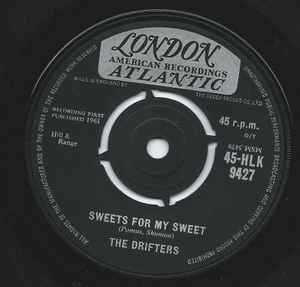 ・アーティスト Drifters ・タイトル Sweets For My Sweet ・レーベル・型番 London Records, London American Recordings, London Atlantic 45HLK9427 ・フォーマット 7インチレコード ・コンディション(盤) 非常に良い(EX) ・コンディション(ジャケット) プレインカバー（元ジャケット／カバー無し） ・コンディション(帯) オビなし ・特記事項 【盤に薄い跡】 サンプル画像です。実際の商品の画像ではありません 商品写真はバーコード/カタログ番号に対応したサンプル画像ですので、お送りする商品の画像ではありません。帯やライナーなどの付属品は、特記事項に記載されている場合のみ含まれます。プロモやカラーレコードなどの仕様についても、該当する場合のみ特記事項に記載しています。 【ご購入前に必ずご確認ください】 ・本店サイト(www.recordcity.jp)とは価格、送料が違います ・本店サイト、その他支店のオーダーとは同梱発送できません ・注文確定後に別の注文を頂いた場合、注文同士の同梱は致しかねます。 ・別倉庫から発送しているため、店頭受け渡しは対応しておりません ・一部商品は他の通販サイトでも販売しているため、ご注文のタイミングによっては商品のご用意ができない場合がございます。 ・土日祝日はお休みです 金曜・祝前日9時以降のご連絡またはご入金は、返答または発送が週明け・祝日明けに順次対応となります。 ・ご購入後のキャンセル不可 ご購入後のキャンセルはいかなる理由においてもお受けできません。ご了承の上、ご購入くださいませ。 ・日本郵便(ゆうパック/ゆうメール)によるお届けになります。 ・中古品であることをご理解ください 当ストアでは中古商品を主に販売しております。中古品であることをご理解の上ご購入ください。また、一部商品はRecordCityオンラインストアで試聴可能です。 ・返品について お客様のご都合による返品は一切承っておりません。 表記の内容と実際の商品に相違がある場合、また針飛び等で返品・返金をご希望される場合は、商品の到着後1週間以内にご連絡ください。商品の返送をこちらで確認後、キャンセル・返金を行います。 コンディションVG以下の商品は返品できません。プレイに影響のない表面のこすれ傷、プレス起因のノイズ盤は返品の対象外です。 【コンディション表記】 ・ほぼ新品(M-)(Like New) 完全な新品。未使用。当店ではほぼ使用しません ・非常に良い(EX)(Excellent) 中古盤として美品な状態。わずかな経年を感じるものの傷みを感じさせない、当店基準で最高の状態 ・良い(VG+)(Very Good Plus) 丁寧に扱われた中古品で、軽い使用感がみられる。 ・可(VG)(Acceptable) 使い込まれた中古品で、「良い」よりもさらに使用感がみられる。 ・悪い(VG-)(Bad) 状態が悪いアイテム。使用の保障はなく、再生不可、針飛び、目立つノイズがあるかもしれない。状態によるクレーム不可。返品不可。 ・非常に悪い(G)(Very Bad) 「悪い」よりさらに状態が悪いアイテム。使用の保障はなく、再生不可、針飛び、目立つノイズがあるかもしれない。状態によるクレーム不可。返品不可。 ・ジャンク(Fair)(Junk/Fair) 割れている、反っている、水ダメージがある、カビ、ジャケットが分離している、ひどい書き込み、ひどい擦れなど最低の状態。使用の保障はなく、再生不可、針飛び、目立つノイズがあるかもしれない。状態によるクレーム不可。返品不可。 ・ジャンク(Poor)(Junk/Poor) 割れている、反っている、水ダメージがある、カビ、ジャケットが分離している、ひどい書き込み、ひどい擦れなど最低の状態。使用の保障はなく、再生不可、針飛び、目立つノイズがあるかもしれない。状態によるクレーム不可。返品不可。