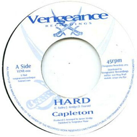・アーティスト Capleton ・タイトル Hard ・レーベル・型番 ・フォーマット 7" ・コンディション(盤) 新品 (M) ・コンディション(ジャケット) ・コンディション(帯) オビなし ・特記事項 サンプル画像です。実際の商品の画像ではありません 商品写真はバーコード/カタログ番号に対応したサンプル画像ですので、お送りする商品の画像ではありません。帯やライナーなどの付属品は、特記事項に記載されている場合のみ含まれます。プロモやカラーレコードなどの仕様についても、該当する場合のみ特記事項に記載しています。 【ご購入前に必ずご確認ください】 ・本店サイト(www.recordcity.jp)とは価格、送料が違います ・本店サイト、その他支店のオーダーとは同梱発送できません ・別倉庫から発送しているため、店頭受け渡しは対応しておりません ・一部商品は他の通販サイトでも販売しているため、ご注文のタイミングによっては商品のご用意ができない場合がございます。 ・土日祝日はお休みです 金曜・祝前日9時以降のご連絡またはご入金は、返答または発送が週明け・祝日明けに順次対応となります。 ・ご購入後のキャンセル不可 ご購入後のキャンセルはいかなる理由においてもお受けできません。ご了承の上、ご購入くださいませ。 ・日本郵便(ゆうパック/ゆうメール)によるお届けになります。 ・中古品であることをご理解ください 当ストアでは中古商品を主に販売しております。中古品であることをご理解の上ご購入ください。また、一部商品はRecordCityオンラインストアで試聴可能です。 ・返品について お客様のご都合による返品は一切承っておりません。 表記の内容と実際の商品に相違がある場合、また針飛び等で返品・返金をご希望される場合は、商品の到着後1週間以内にご連絡ください。商品の返送をこちらで確認後、キャンセル・返金を行います。 コンディションVG以下の商品は返品できません。プレイに影響のない表面のこすれ傷、プレス起因のノイズ盤は返品の対象外です。 【コンディション表記】 ・ほぼ新品(M-)(Like New) 完全な新品。未使用。当店ではほぼ使用しません ・非常に良い(EX)(Excellent) 中古盤として美品な状態。わずかな経年を感じるものの傷みを感じさせない、当店基準で最高の状態 ・良い(VG+)(Very Good Plus) 丁寧に扱われた中古品で、軽い使用感がみられる。 ・可(VG)(Acceptable) 使い込まれた中古品で、「良い」よりもさらに使用感がみられる。 ・悪い(VG-)(Bad) 状態が悪いアイテム。使用の保障はなく、再生不可、針飛び、目立つノイズがあるかもしれない。状態によるクレーム不可。返品不可。 ・非常に悪い(G)(Very Bad) 「悪い」よりさらに状態が悪いアイテム。使用の保障はなく、再生不可、針飛び、目立つノイズがあるかもしれない。状態によるクレーム不可。返品不可。 ・ジャンク(Fair)(Junk/Fair) 割れている、反っている、水ダメージがある、カビ、ジャケットが分離している、ひどい書き込み、ひどい擦れなど最低の状態。使用の保障はなく、再生不可、針飛び、目立つノイズがあるかもしれない。状態によるクレーム不可。返品不可。 ・ジャンク(Poor)(Junk/Poor) 割れている、反っている、水ダメージがある、カビ、ジャケットが分離している、ひどい書き込み、ひどい擦れなど最低の状態。使用の保障はなく、再生不可、針飛び、目立つノイズがあるかもしれない。状態によるクレーム不可。返品不可。