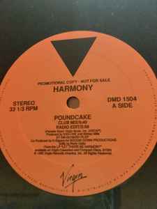 ・アーティスト Harmony ・タイトル Poundcake ・レーベル・型番 Virgin Records America, Inc. DMD1504 ・フォーマット 12インチレコード ・コンディション(盤) 良い (VG+) ・コンディション(ジャケット) 良い (VG+) ・コンディション(帯) オビなし ・特記事項 【盤に浅い跡】 サンプル画像です。実際の商品の画像ではありません 商品写真はバーコード/カタログ番号に対応したサンプル画像ですので、お送りする商品の画像ではありません。帯やライナーなどの付属品は、特記事項に記載されている場合のみ含まれます。プロモやカラーレコードなどの仕様についても、該当する場合のみ特記事項に記載しています。 【ご購入前に必ずご確認ください】 ・本店サイト(www.recordcity.jp)とは価格、送料が違います ・本店サイト、その他支店のオーダーとは同梱発送できません ・注文確定後に別の注文を頂いた場合、注文同士の同梱は致しかねます。 ・別倉庫から発送しているため、店頭受け渡しは対応しておりません ・一部商品は他の通販サイトでも販売しているため、ご注文のタイミングによっては商品のご用意ができない場合がございます。 ・土日祝日はお休みです 金曜・祝前日9時以降のご連絡またはご入金は、返答または発送が週明け・祝日明けに順次対応となります。 ・ご購入後のキャンセル不可 ご購入後のキャンセルはいかなる理由においてもお受けできません。ご了承の上、ご購入くださいませ。 ・日本郵便(ゆうパック/ゆうメール)によるお届けになります。 ・中古品であることをご理解ください 当ストアでは中古商品を主に販売しております。中古品であることをご理解の上ご購入ください。また、一部商品はRecordCityオンラインストアで試聴可能です。 ・返品について お客様のご都合による返品は一切承っておりません。 表記の内容と実際の商品に相違がある場合、また針飛び等で返品・返金をご希望される場合は、商品の到着後1週間以内にご連絡ください。商品の返送をこちらで確認後、キャンセル・返金を行います。 コンディションVG以下の商品は返品できません。プレイに影響のない表面のこすれ傷、プレス起因のノイズ盤は返品の対象外です。 【コンディション表記】 ・ほぼ新品(M-)(Like New) 完全な新品。未使用。当店ではほぼ使用しません ・非常に良い(EX)(Excellent) 中古盤として美品な状態。わずかな経年を感じるものの傷みを感じさせない、当店基準で最高の状態 ・良い(VG+)(Very Good Plus) 丁寧に扱われた中古品で、軽い使用感がみられる。 ・可(VG)(Acceptable) 使い込まれた中古品で、「良い」よりもさらに使用感がみられる。 ・悪い(VG-)(Bad) 状態が悪いアイテム。使用の保障はなく、再生不可、針飛び、目立つノイズがあるかもしれない。状態によるクレーム不可。返品不可。 ・非常に悪い(G)(Very Bad) 「悪い」よりさらに状態が悪いアイテム。使用の保障はなく、再生不可、針飛び、目立つノイズがあるかもしれない。状態によるクレーム不可。返品不可。 ・ジャンク(Fair)(Junk/Fair) 割れている、反っている、水ダメージがある、カビ、ジャケットが分離している、ひどい書き込み、ひどい擦れなど最低の状態。使用の保障はなく、再生不可、針飛び、目立つノイズがあるかもしれない。状態によるクレーム不可。返品不可。 ・ジャンク(Poor)(Junk/Poor) 割れている、反っている、水ダメージがある、カビ、ジャケットが分離している、ひどい書き込み、ひどい擦れなど最低の状態。使用の保障はなく、再生不可、針飛び、目立つノイズがあるかもしれない。状態によるクレーム不可。返品不可。