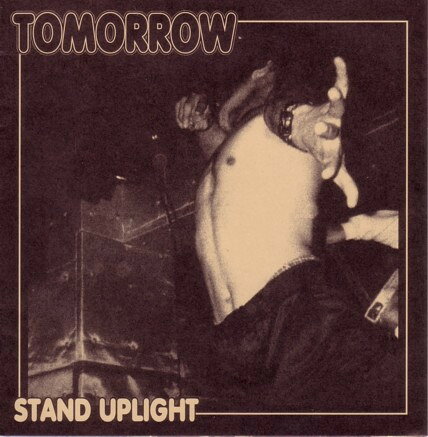 ・アーティスト Tomorrow ・タイトル Stand Uplight ・レーベル・型番 Support Independent Hardcore SIH002 ・フォーマット 7インチレコード ・コンディション(盤) 良い (VG+) ・コンディション(ジャケット) 良い (VG+) ・コンディション(帯) オビなし ・特記事項 【カラー盤（クリアー）】 サンプル画像です。実際の商品の画像ではありません 商品写真はバーコード/カタログ番号に対応したサンプル画像ですので、お送りする商品の画像ではありません。帯やライナーなどの付属品は、特記事項に記載されている場合のみ含まれます。プロモやカラーレコードなどの仕様についても、該当する場合のみ特記事項に記載しています。 【ご購入前に必ずご確認ください】 ・本店サイト(www.recordcity.jp)とは価格、送料が違います ・本店サイト、その他支店のオーダーとは同梱発送できません ・注文確定後に別の注文を頂いた場合、注文同士の同梱は致しかねます。 ・別倉庫から発送しているため、店頭受け渡しは対応しておりません ・一部商品は他の通販サイトでも販売しているため、ご注文のタイミングによっては商品のご用意ができない場合がございます。 ・土日祝日はお休みです 金曜・祝前日9時以降のご連絡またはご入金は、返答または発送が週明け・祝日明けに順次対応となります。 ・ご購入後のキャンセル不可 ご購入後のキャンセルはいかなる理由においてもお受けできません。ご了承の上、ご購入くださいませ。 ・日本郵便(ゆうパック/ゆうメール)によるお届けになります。 ・中古品であることをご理解ください 当ストアでは中古商品を主に販売しております。中古品であることをご理解の上ご購入ください。また、一部商品はRecordCityオンラインストアで試聴可能です。 ・返品について お客様のご都合による返品は一切承っておりません。 表記の内容と実際の商品に相違がある場合、また針飛び等で返品・返金をご希望される場合は、商品の到着後1週間以内にご連絡ください。商品の返送をこちらで確認後、キャンセル・返金を行います。 コンディションVG以下の商品は返品できません。プレイに影響のない表面のこすれ傷、プレス起因のノイズ盤は返品の対象外です。 【コンディション表記】 ・ほぼ新品(M-)(Like New) 完全な新品。未使用。当店ではほぼ使用しません ・非常に良い(EX)(Excellent) 中古盤として美品な状態。わずかな経年を感じるものの傷みを感じさせない、当店基準で最高の状態 ・良い(VG+)(Very Good Plus) 丁寧に扱われた中古品で、軽い使用感がみられる。 ・可(VG)(Acceptable) 使い込まれた中古品で、「良い」よりもさらに使用感がみられる。 ・悪い(VG-)(Bad) 状態が悪いアイテム。使用の保障はなく、再生不可、針飛び、目立つノイズがあるかもしれない。状態によるクレーム不可。返品不可。 ・非常に悪い(G)(Very Bad) 「悪い」よりさらに状態が悪いアイテム。使用の保障はなく、再生不可、針飛び、目立つノイズがあるかもしれない。状態によるクレーム不可。返品不可。 ・ジャンク(Fair)(Junk/Fair) 割れている、反っている、水ダメージがある、カビ、ジャケットが分離している、ひどい書き込み、ひどい擦れなど最低の状態。使用の保障はなく、再生不可、針飛び、目立つノイズがあるかもしれない。状態によるクレーム不可。返品不可。 ・ジャンク(Poor)(Junk/Poor) 割れている、反っている、水ダメージがある、カビ、ジャケットが分離している、ひどい書き込み、ひどい擦れなど最低の状態。使用の保障はなく、再生不可、針飛び、目立つノイズがあるかもしれない。状態によるクレーム不可。返品不可。