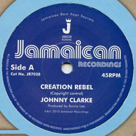 ・アーティスト Johnny Clarke ・タイトル Creation Rebel ・レーベル・型番 Jamaican Recordings JR7028 ・フォーマット 7インチレコード ・コンディション(盤) 非常に良い(EX) ・コンディション(ジャケット) ・コンディション(帯) オビなし ・特記事項 【SEW】 サンプル画像です。実際の商品の画像ではありません 商品写真はバーコード/カタログ番号に対応したサンプル画像ですので、お送りする商品の画像ではありません。帯やライナーなどの付属品は、特記事項に記載されている場合のみ含まれます。プロモやカラーレコードなどの仕様についても、該当する場合のみ特記事項に記載しています。 【ご購入前に必ずご確認ください】 ・本店サイト(www.recordcity.jp)とは価格、送料が違います ・本店サイト、その他支店のオーダーとは同梱発送できません ・注文確定後に別の注文を頂いた場合、注文同士の同梱は致しかねます。 ・別倉庫から発送しているため、店頭受け渡しは対応しておりません ・一部商品は他の通販サイトでも販売しているため、ご注文のタイミングによっては商品のご用意ができない場合がございます。 ・土日祝日はお休みです 金曜・祝前日9時以降のご連絡またはご入金は、返答または発送が週明け・祝日明けに順次対応となります。 ・ご購入後のキャンセル不可 ご購入後のキャンセルはいかなる理由においてもお受けできません。ご了承の上、ご購入くださいませ。 ・日本郵便(ゆうパック/ゆうメール)によるお届けになります。 ・中古品であることをご理解ください 当ストアでは中古商品を主に販売しております。中古品であることをご理解の上ご購入ください。また、一部商品はRecordCityオンラインストアで試聴可能です。 ・返品について お客様のご都合による返品は一切承っておりません。 表記の内容と実際の商品に相違がある場合、また針飛び等で返品・返金をご希望される場合は、商品の到着後1週間以内にご連絡ください。商品の返送をこちらで確認後、キャンセル・返金を行います。 コンディションVG以下の商品は返品できません。プレイに影響のない表面のこすれ傷、プレス起因のノイズ盤は返品の対象外です。 【コンディション表記】 ・ほぼ新品(M-)(Like New) 完全な新品。未使用。当店ではほぼ使用しません ・非常に良い(EX)(Excellent) 中古盤として美品な状態。わずかな経年を感じるものの傷みを感じさせない、当店基準で最高の状態 ・良い(VG+)(Very Good Plus) 丁寧に扱われた中古品で、軽い使用感がみられる。 ・可(VG)(Acceptable) 使い込まれた中古品で、「良い」よりもさらに使用感がみられる。 ・悪い(VG-)(Bad) 状態が悪いアイテム。使用の保障はなく、再生不可、針飛び、目立つノイズがあるかもしれない。状態によるクレーム不可。返品不可。 ・非常に悪い(G)(Very Bad) 「悪い」よりさらに状態が悪いアイテム。使用の保障はなく、再生不可、針飛び、目立つノイズがあるかもしれない。状態によるクレーム不可。返品不可。 ・ジャンク(Fair)(Junk/Fair) 割れている、反っている、水ダメージがある、カビ、ジャケットが分離している、ひどい書き込み、ひどい擦れなど最低の状態。使用の保障はなく、再生不可、針飛び、目立つノイズがあるかもしれない。状態によるクレーム不可。返品不可。 ・ジャンク(Poor)(Junk/Poor) 割れている、反っている、水ダメージがある、カビ、ジャケットが分離している、ひどい書き込み、ひどい擦れなど最低の状態。使用の保障はなく、再生不可、針飛び、目立つノイズがあるかもしれない。状態によるクレーム不可。返品不可。