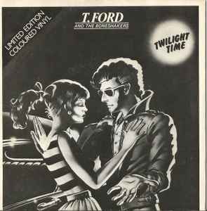 ・アーティスト T-Ford & The Boneshakers ・タイトル Twilight Time ・レーベル・型番 Splash Records CP23 ・フォーマット 7インチレコード ・コンディション(盤) 良い (VG+) ・コンディション(ジャケット) 良い (VG+) ・コンディション(帯) オビなし ・特記事項 【カラー盤(-)】【レーベルに書き込み】 サンプル画像です。実際の商品の画像ではありません 商品写真はバーコード/カタログ番号に対応したサンプル画像ですので、お送りする商品の画像ではありません。帯やライナーなどの付属品は、特記事項に記載されている場合のみ含まれます。プロモやカラーレコードなどの仕様についても、該当する場合のみ特記事項に記載しています。 【ご購入前に必ずご確認ください】 ・本店サイト(www.recordcity.jp)とは価格、送料が違います ・本店サイト、その他支店のオーダーとは同梱発送できません ・注文確定後に別の注文を頂いた場合、注文同士の同梱は致しかねます。 ・別倉庫から発送しているため、店頭受け渡しは対応しておりません ・一部商品は他の通販サイトでも販売しているため、ご注文のタイミングによっては商品のご用意ができない場合がございます。 ・土日祝日はお休みです 金曜・祝前日9時以降のご連絡またはご入金は、返答または発送が週明け・祝日明けに順次対応となります。 ・ご購入後のキャンセル不可 ご購入後のキャンセルはいかなる理由においてもお受けできません。ご了承の上、ご購入くださいませ。 ・日本郵便(ゆうパック/ゆうメール)によるお届けになります。 ・中古品であることをご理解ください 当ストアでは中古商品を主に販売しております。中古品であることをご理解の上ご購入ください。また、一部商品はRecordCityオンラインストアで試聴可能です。 ・返品について お客様のご都合による返品は一切承っておりません。 表記の内容と実際の商品に相違がある場合、また針飛び等で返品・返金をご希望される場合は、商品の到着後1週間以内にご連絡ください。商品の返送をこちらで確認後、キャンセル・返金を行います。 コンディションVG以下の商品は返品できません。プレイに影響のない表面のこすれ傷、プレス起因のノイズ盤は返品の対象外です。 【コンディション表記】 ・ほぼ新品(M-)(Like New) 完全な新品。未使用。当店ではほぼ使用しません ・非常に良い(EX)(Excellent) 中古盤として美品な状態。わずかな経年を感じるものの傷みを感じさせない、当店基準で最高の状態 ・良い(VG+)(Very Good Plus) 丁寧に扱われた中古品で、軽い使用感がみられる。 ・可(VG)(Acceptable) 使い込まれた中古品で、「良い」よりもさらに使用感がみられる。 ・悪い(VG-)(Bad) 状態が悪いアイテム。使用の保障はなく、再生不可、針飛び、目立つノイズがあるかもしれない。状態によるクレーム不可。返品不可。 ・非常に悪い(G)(Very Bad) 「悪い」よりさらに状態が悪いアイテム。使用の保障はなく、再生不可、針飛び、目立つノイズがあるかもしれない。状態によるクレーム不可。返品不可。 ・ジャンク(Fair)(Junk/Fair) 割れている、反っている、水ダメージがある、カビ、ジャケットが分離している、ひどい書き込み、ひどい擦れなど最低の状態。使用の保障はなく、再生不可、針飛び、目立つノイズがあるかもしれない。状態によるクレーム不可。返品不可。 ・ジャンク(Poor)(Junk/Poor) 割れている、反っている、水ダメージがある、カビ、ジャケットが分離している、ひどい書き込み、ひどい擦れなど最低の状態。使用の保障はなく、再生不可、針飛び、目立つノイズがあるかもしれない。状態によるクレーム不可。返品不可。