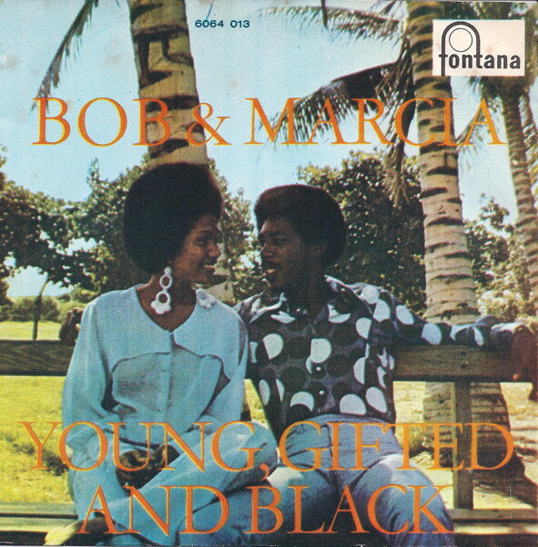 ・アーティスト Bob & Marcia / The Jay Boys ・タイトル Young, Gifted And Black ・レーベル・型番 Fontana 6064013 ・フォーマット 7インチレコード ・コンディション(盤) 非常に良い(EX) ・コンディション(ジャケット) カバーなし ・コンディション(帯) オビなし ・特記事項 サンプル画像です。実際の商品の画像ではありません 商品写真はバーコード/カタログ番号に対応したサンプル画像ですので、お送りする商品の画像ではありません。帯やライナーなどの付属品は、特記事項に記載されている場合のみ含まれます。プロモやカラーレコードなどの仕様についても、該当する場合のみ特記事項に記載しています。 【ご購入前に必ずご確認ください】 ・本店サイト(www.recordcity.jp)とは価格、送料が違います ・本店サイト、その他支店のオーダーとは同梱発送できません ・注文確定後に別の注文を頂いた場合、注文同士の同梱は致しかねます。 ・別倉庫から発送しているため、店頭受け渡しは対応しておりません ・一部商品は他の通販サイトでも販売しているため、ご注文のタイミングによっては商品のご用意ができない場合がございます。 ・土日祝日はお休みです 金曜・祝前日9時以降のご連絡またはご入金は、返答または発送が週明け・祝日明けに順次対応となります。 ・ご購入後のキャンセル不可 ご購入後のキャンセルはいかなる理由においてもお受けできません。ご了承の上、ご購入くださいませ。 ・日本郵便(ゆうパック/ゆうメール)によるお届けになります。 ・中古品であることをご理解ください 当ストアでは中古商品を主に販売しております。中古品であることをご理解の上ご購入ください。また、一部商品はRecordCityオンラインストアで試聴可能です。 ・返品について お客様のご都合による返品は一切承っておりません。 表記の内容と実際の商品に相違がある場合、また針飛び等で返品・返金をご希望される場合は、商品の到着後1週間以内にご連絡ください。商品の返送をこちらで確認後、キャンセル・返金を行います。 コンディションVG以下の商品は返品できません。プレイに影響のない表面のこすれ傷、プレス起因のノイズ盤は返品の対象外です。 【コンディション表記】 ・ほぼ新品(M-)(Like New) 完全な新品。未使用。当店ではほぼ使用しません ・非常に良い(EX)(Excellent) 中古盤として美品な状態。わずかな経年を感じるものの傷みを感じさせない、当店基準で最高の状態 ・良い(VG+)(Very Good Plus) 丁寧に扱われた中古品で、軽い使用感がみられる。 ・可(VG)(Acceptable) 使い込まれた中古品で、「良い」よりもさらに使用感がみられる。 ・悪い(VG-)(Bad) 状態が悪いアイテム。使用の保障はなく、再生不可、針飛び、目立つノイズがあるかもしれない。状態によるクレーム不可。返品不可。 ・非常に悪い(G)(Very Bad) 「悪い」よりさらに状態が悪いアイテム。使用の保障はなく、再生不可、針飛び、目立つノイズがあるかもしれない。状態によるクレーム不可。返品不可。 ・ジャンク(Fair)(Junk/Fair) 割れている、反っている、水ダメージがある、カビ、ジャケットが分離している、ひどい書き込み、ひどい擦れなど最低の状態。使用の保障はなく、再生不可、針飛び、目立つノイズがあるかもしれない。状態によるクレーム不可。返品不可。 ・ジャンク(Poor)(Junk/Poor) 割れている、反っている、水ダメージがある、カビ、ジャケットが分離している、ひどい書き込み、ひどい擦れなど最低の状態。使用の保障はなく、再生不可、針飛び、目立つノイズがあるかもしれない。状態によるクレーム不可。返品不可。