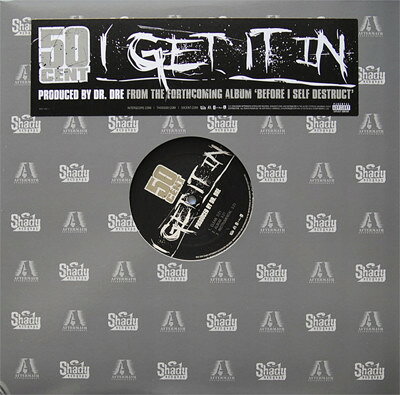 ・アーティスト 50 Cent ・タイトル I Get It In ・レーベル・型番 Shady Records, Aftermath Entertainment, Interscope Records, G Unit, Violator Records INTR125571 ・フォーマット 12インチレコード ・コンディション(盤) 良い (VG+) ・コンディション(ジャケット) 良い (VG+) ・コンディション(帯) オビなし ・特記事項 サンプル画像です。実際の商品の画像ではありません 商品写真はバーコード/カタログ番号に対応したサンプル画像ですので、お送りする商品の画像ではありません。帯やライナーなどの付属品は、特記事項に記載されている場合のみ含まれます。プロモやカラーレコードなどの仕様についても、該当する場合のみ特記事項に記載しています。 【ご購入前に必ずご確認ください】 ・本店サイト(www.recordcity.jp)とは価格、送料が違います ・本店サイト、その他支店のオーダーとは同梱発送できません ・注文確定後に別の注文を頂いた場合、注文同士の同梱は致しかねます。 ・別倉庫から発送しているため、店頭受け渡しは対応しておりません ・一部商品は他の通販サイトでも販売しているため、ご注文のタイミングによっては商品のご用意ができない場合がございます。 ・土日祝日はお休みです 金曜・祝前日9時以降のご連絡またはご入金は、返答または発送が週明け・祝日明けに順次対応となります。 ・ご購入後のキャンセル不可 ご購入後のキャンセルはいかなる理由においてもお受けできません。ご了承の上、ご購入くださいませ。 ・日本郵便(ゆうパック/ゆうメール)によるお届けになります。 ・中古品であることをご理解ください 当ストアでは中古商品を主に販売しております。中古品であることをご理解の上ご購入ください。また、一部商品はRecordCityオンラインストアで試聴可能です。 ・返品について お客様のご都合による返品は一切承っておりません。 表記の内容と実際の商品に相違がある場合、また針飛び等で返品・返金をご希望される場合は、商品の到着後1週間以内にご連絡ください。商品の返送をこちらで確認後、キャンセル・返金を行います。 コンディションVG以下の商品は返品できません。プレイに影響のない表面のこすれ傷、プレス起因のノイズ盤は返品の対象外です。 【コンディション表記】 ・ほぼ新品(M-)(Like New) 完全な新品。未使用。当店ではほぼ使用しません ・非常に良い(EX)(Excellent) 中古盤として美品な状態。わずかな経年を感じるものの傷みを感じさせない、当店基準で最高の状態 ・良い(VG+)(Very Good Plus) 丁寧に扱われた中古品で、軽い使用感がみられる。 ・可(VG)(Acceptable) 使い込まれた中古品で、「良い」よりもさらに使用感がみられる。 ・悪い(VG-)(Bad) 状態が悪いアイテム。使用の保障はなく、再生不可、針飛び、目立つノイズがあるかもしれない。状態によるクレーム不可。返品不可。 ・非常に悪い(G)(Very Bad) 「悪い」よりさらに状態が悪いアイテム。使用の保障はなく、再生不可、針飛び、目立つノイズがあるかもしれない。状態によるクレーム不可。返品不可。 ・ジャンク(Fair)(Junk/Fair) 割れている、反っている、水ダメージがある、カビ、ジャケットが分離している、ひどい書き込み、ひどい擦れなど最低の状態。使用の保障はなく、再生不可、針飛び、目立つノイズがあるかもしれない。状態によるクレーム不可。返品不可。 ・ジャンク(Poor)(Junk/Poor) 割れている、反っている、水ダメージがある、カビ、ジャケットが分離している、ひどい書き込み、ひどい擦れなど最低の状態。使用の保障はなく、再生不可、針飛び、目立つノイズがあるかもしれない。状態によるクレーム不可。返品不可。