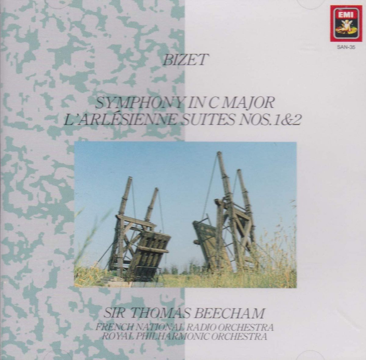・アーティスト Bizet ビゼー ・タイトル 交響曲ハ長調 & アルルの女 ・レーベル・型番 ・フォーマット CD ・コンディション(盤) 可 (VG) ・コンディション(ジャケット) ・コンディション(帯) オビなし ・特記事項 【ライナー汚れ】 サンプル画像です。実際の商品の画像ではありません 商品写真はバーコード/カタログ番号に対応したサンプル画像ですので、お送りする商品の画像ではありません。帯やライナーなどの付属品は、特記事項に記載されている場合のみ含まれます。プロモやカラーレコードなどの仕様についても、該当する場合のみ特記事項に記載しています。 【ご購入前に必ずご確認ください】 ・本店サイト(www.recordcity.jp)とは価格、送料が違います ・本店サイト、その他支店のオーダーとは同梱発送できません ・注文確定後に別の注文を頂いた場合、注文同士の同梱は致しかねます。 ・別倉庫から発送しているため、店頭受け渡しは対応しておりません ・一部商品は他の通販サイトでも販売しているため、ご注文のタイミングによっては商品のご用意ができない場合がございます。 ・土日祝日はお休みです 金曜・祝前日9時以降のご連絡またはご入金は、返答または発送が週明け・祝日明けに順次対応となります。 ・ご購入後のキャンセル不可 ご購入後のキャンセルはいかなる理由においてもお受けできません。ご了承の上、ご購入くださいませ。 ・日本郵便(ゆうパック/ゆうメール)によるお届けになります。 ・中古品であることをご理解ください 当ストアでは中古商品を主に販売しております。中古品であることをご理解の上ご購入ください。また、一部商品はRecordCityオンラインストアで試聴可能です。 ・返品について お客様のご都合による返品は一切承っておりません。 表記の内容と実際の商品に相違がある場合、また針飛び等で返品・返金をご希望される場合は、商品の到着後1週間以内にご連絡ください。商品の返送をこちらで確認後、キャンセル・返金を行います。 コンディションVG以下の商品は返品できません。プレイに影響のない表面のこすれ傷、プレス起因のノイズ盤は返品の対象外です。 【コンディション表記】 ・ほぼ新品(M-)(Like New) 完全な新品。未使用。当店ではほぼ使用しません ・非常に良い(EX)(Excellent) 中古盤として美品な状態。わずかな経年を感じるものの傷みを感じさせない、当店基準で最高の状態 ・良い(VG+)(Very Good Plus) 丁寧に扱われた中古品で、軽い使用感がみられる。 ・可(VG)(Acceptable) 使い込まれた中古品で、「良い」よりもさらに使用感がみられる。 ・悪い(VG-)(Bad) 状態が悪いアイテム。使用の保障はなく、再生不可、針飛び、目立つノイズがあるかもしれない。状態によるクレーム不可。返品不可。 ・非常に悪い(G)(Very Bad) 「悪い」よりさらに状態が悪いアイテム。使用の保障はなく、再生不可、針飛び、目立つノイズがあるかもしれない。状態によるクレーム不可。返品不可。 ・ジャンク(Fair)(Junk/Fair) 割れている、反っている、水ダメージがある、カビ、ジャケットが分離している、ひどい書き込み、ひどい擦れなど最低の状態。使用の保障はなく、再生不可、針飛び、目立つノイズがあるかもしれない。状態によるクレーム不可。返品不可。 ・ジャンク(Poor)(Junk/Poor) 割れている、反っている、水ダメージがある、カビ、ジャケットが分離している、ひどい書き込み、ひどい擦れなど最低の状態。使用の保障はなく、再生不可、針飛び、目立つノイズがあるかもしれない。状態によるクレーム不可。返品不可。