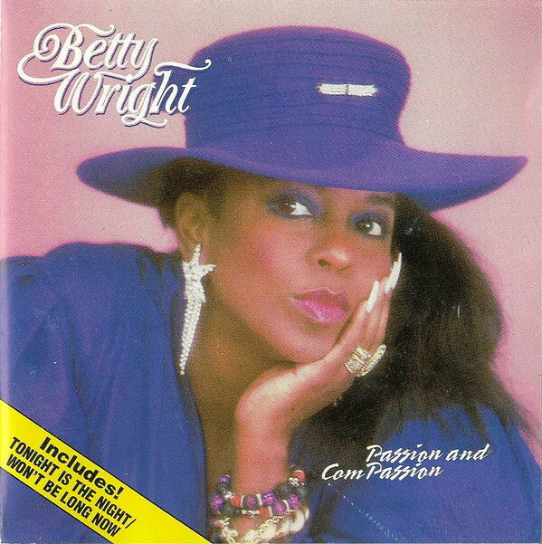 ・アーティスト Betty Wright ・タイトル Passion And Compassion ・レーベル・型番 Ms.B MSB3318 ・フォーマット CD ・コンディション(盤) 良い (VG+) ・コンディション(ジャケット) ・コンディション(帯) オビなし ・特記事項 【ケース擦れ】【カバー折れ/しわ】 サンプル画像です。実際の商品の画像ではありません 商品写真はバーコード/カタログ番号に対応したサンプル画像ですので、お送りする商品の画像ではありません。帯やライナーなどの付属品は、特記事項に記載されている場合のみ含まれます。プロモやカラーレコードなどの仕様についても、該当する場合のみ特記事項に記載しています。 【ご購入前に必ずご確認ください】 ・本店サイト(www.recordcity.jp)とは価格、送料が違います ・本店サイト、その他支店のオーダーとは同梱発送できません ・注文確定後に別の注文を頂いた場合、注文同士の同梱は致しかねます。 ・別倉庫から発送しているため、店頭受け渡しは対応しておりません ・一部商品は他の通販サイトでも販売しているため、ご注文のタイミングによっては商品のご用意ができない場合がございます。 ・土日祝日はお休みです 金曜・祝前日9時以降のご連絡またはご入金は、返答または発送が週明け・祝日明けに順次対応となります。 ・ご購入後のキャンセル不可 ご購入後のキャンセルはいかなる理由においてもお受けできません。ご了承の上、ご購入くださいませ。 ・日本郵便(ゆうパック/ゆうメール)によるお届けになります。 ・中古品であることをご理解ください 当ストアでは中古商品を主に販売しております。中古品であることをご理解の上ご購入ください。また、一部商品はRecordCityオンラインストアで試聴可能です。 ・返品について お客様のご都合による返品は一切承っておりません。 表記の内容と実際の商品に相違がある場合、また針飛び等で返品・返金をご希望される場合は、商品の到着後1週間以内にご連絡ください。商品の返送をこちらで確認後、キャンセル・返金を行います。 コンディションVG以下の商品は返品できません。プレイに影響のない表面のこすれ傷、プレス起因のノイズ盤は返品の対象外です。 【コンディション表記】 ・ほぼ新品(M-)(Like New) 完全な新品。未使用。当店ではほぼ使用しません ・非常に良い(EX)(Excellent) 中古盤として美品な状態。わずかな経年を感じるものの傷みを感じさせない、当店基準で最高の状態 ・良い(VG+)(Very Good Plus) 丁寧に扱われた中古品で、軽い使用感がみられる。 ・可(VG)(Acceptable) 使い込まれた中古品で、「良い」よりもさらに使用感がみられる。 ・悪い(VG-)(Bad) 状態が悪いアイテム。使用の保障はなく、再生不可、針飛び、目立つノイズがあるかもしれない。状態によるクレーム不可。返品不可。 ・非常に悪い(G)(Very Bad) 「悪い」よりさらに状態が悪いアイテム。使用の保障はなく、再生不可、針飛び、目立つノイズがあるかもしれない。状態によるクレーム不可。返品不可。 ・ジャンク(Fair)(Junk/Fair) 割れている、反っている、水ダメージがある、カビ、ジャケットが分離している、ひどい書き込み、ひどい擦れなど最低の状態。使用の保障はなく、再生不可、針飛び、目立つノイズがあるかもしれない。状態によるクレーム不可。返品不可。 ・ジャンク(Poor)(Junk/Poor) 割れている、反っている、水ダメージがある、カビ、ジャケットが分離している、ひどい書き込み、ひどい擦れなど最低の状態。使用の保障はなく、再生不可、針飛び、目立つノイズがあるかもしれない。状態によるクレーム不可。返品不可。