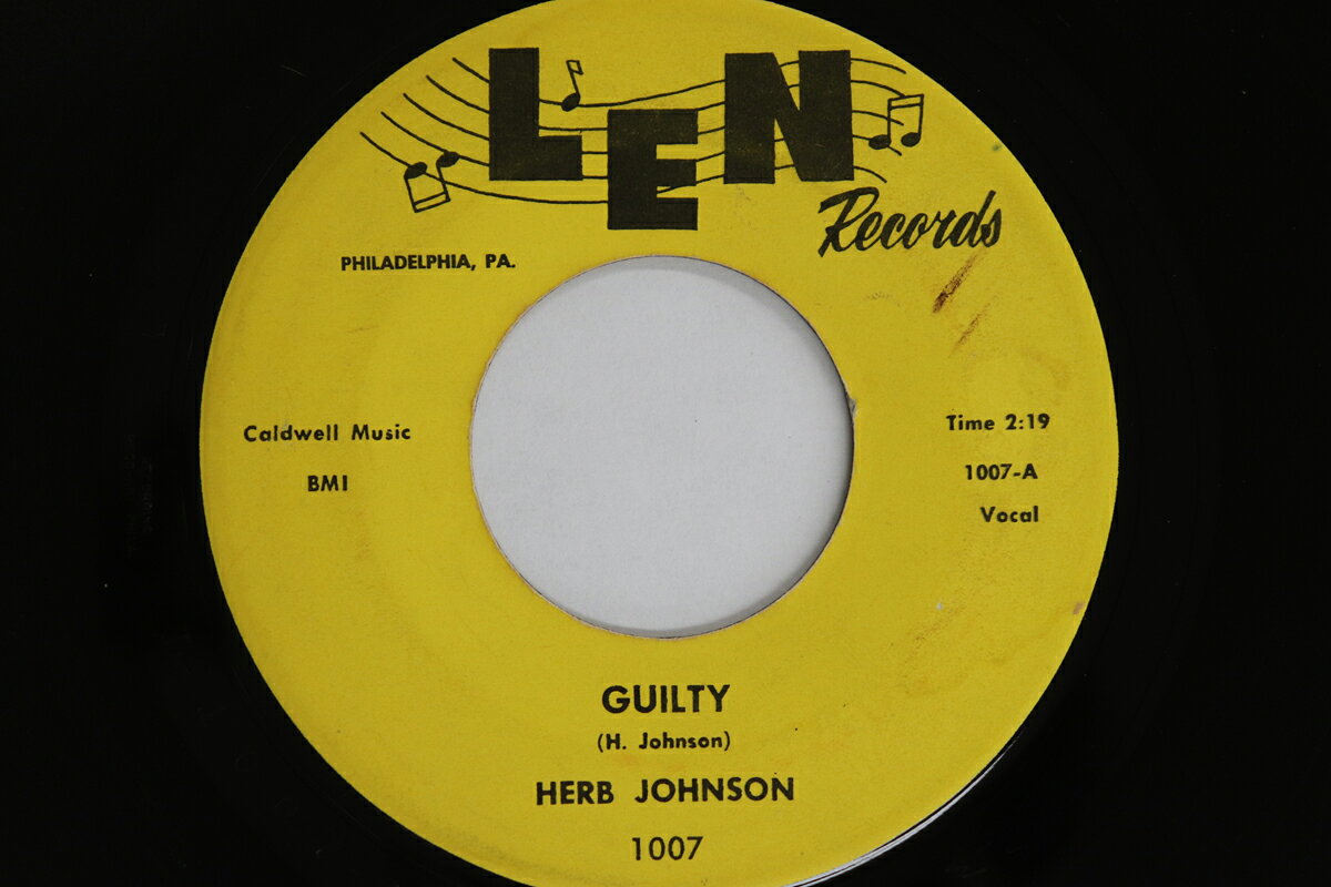 ・アーティスト Herb Johnson ・タイトル Guilty / Have You Heard ・レーベル・型番 LEN RECORDS 1007 ・フォーマット 7インチレコード ・コンディション(盤) 良い (VG+) ・コンディション(ジャケット) プレインカバー（元ジャケット／カバー無し） ・コンディション(帯) オビなし ・特記事項 【レーベルに染み】【盤に短いヘアライン】【LD】 実際に発送される商品の画像です 【ご購入前に必ずご確認ください】 ・本店サイト(www.recordcity.jp)とは価格、送料が違います ・本店サイト、その他支店のオーダーとは同梱発送できません ・注文確定後に別の注文を頂いた場合、注文同士の同梱は致しかねます。 ・別倉庫から発送しているため、店頭受け渡しは対応しておりません ・一部商品は他の通販サイトでも販売しているため、ご注文のタイミングによっては商品のご用意ができない場合がございます。 ・土日祝日はお休みです 金曜・祝前日9時以降のご連絡またはご入金は、返答または発送が週明け・祝日明けに順次対応となります。 ・ご購入後のキャンセル不可 ご購入後のキャンセルはいかなる理由においてもお受けできません。ご了承の上、ご購入くださいませ。 ・日本郵便(ゆうパック/ゆうメール)によるお届けになります。 ・中古品であることをご理解ください 当ストアでは中古商品を主に販売しております。中古品であることをご理解の上ご購入ください。また、一部商品はRecordCityオンラインストアで試聴可能です。 ・返品について お客様のご都合による返品は一切承っておりません。 表記の内容と実際の商品に相違がある場合、また針飛び等で返品・返金をご希望される場合は、商品の到着後1週間以内にご連絡ください。商品の返送をこちらで確認後、キャンセル・返金を行います。 コンディションVG以下の商品は返品できません。プレイに影響のない表面のこすれ傷、プレス起因のノイズ盤は返品の対象外です。 【コンディション表記】 ・ほぼ新品(M-)(Like New) 完全な新品。未使用。当店ではほぼ使用しません ・非常に良い(EX)(Excellent) 中古盤として美品な状態。わずかな経年を感じるものの傷みを感じさせない、当店基準で最高の状態 ・良い(VG+)(Very Good Plus) 丁寧に扱われた中古品で、軽い使用感がみられる。 ・可(VG)(Acceptable) 使い込まれた中古品で、「良い」よりもさらに使用感がみられる。 ・悪い(VG-)(Bad) 状態が悪いアイテム。使用の保障はなく、再生不可、針飛び、目立つノイズがあるかもしれない。状態によるクレーム不可。返品不可。 ・非常に悪い(G)(Very Bad) 「悪い」よりさらに状態が悪いアイテム。使用の保障はなく、再生不可、針飛び、目立つノイズがあるかもしれない。状態によるクレーム不可。返品不可。 ・ジャンク(Fair)(Junk/Fair) 割れている、反っている、水ダメージがある、カビ、ジャケットが分離している、ひどい書き込み、ひどい擦れなど最低の状態。使用の保障はなく、再生不可、針飛び、目立つノイズがあるかもしれない。状態によるクレーム不可。返品不可。 ・ジャンク(Poor)(Junk/Poor) 割れている、反っている、水ダメージがある、カビ、ジャケットが分離している、ひどい書き込み、ひどい擦れなど最低の状態。使用の保障はなく、再生不可、針飛び、目立つノイズがあるかもしれない。状態によるクレーム不可。返品不可。