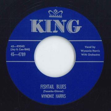 ・アーティスト Wynonie Harris ・タイトル Fishtail Blues / Mr. Dollar ・レーベル・型番 King US 454789 ・フォーマット 7インチレコード ・コンディション(盤) 新品 (M) ・コンディション(ジャケット) ・コンディション(帯) オビなし ・特記事項 サンプル画像です。実際の商品の画像ではありません 商品写真はバーコード/カタログ番号に対応したサンプル画像ですので、お送りする商品の画像ではありません。帯やライナーなどの付属品は、特記事項に記載されている場合のみ含まれます。プロモやカラーレコードなどの仕様についても、該当する場合のみ特記事項に記載しています。 【ご購入前に必ずご確認ください】 ・本店サイト(www.recordcity.jp)とは価格、送料が違います ・本店サイト、その他支店のオーダーとは同梱発送できません ・注文確定後に別の注文を頂いた場合、注文同士の同梱は致しかねます。 ・別倉庫から発送しているため、店頭受け渡しは対応しておりません ・一部商品は他の通販サイトでも販売しているため、ご注文のタイミングによっては商品のご用意ができない場合がございます。 ・土日祝日はお休みです 金曜・祝前日9時以降のご連絡またはご入金は、返答または発送が週明け・祝日明けに順次対応となります。 ・ご購入後のキャンセル不可 ご購入後のキャンセルはいかなる理由においてもお受けできません。ご了承の上、ご購入くださいませ。 ・日本郵便(ゆうパック/ゆうメール)によるお届けになります。 ・中古品であることをご理解ください 当ストアでは中古商品を主に販売しております。中古品であることをご理解の上ご購入ください。また、一部商品はRecordCityオンラインストアで試聴可能です。 ・返品について お客様のご都合による返品は一切承っておりません。 表記の内容と実際の商品に相違がある場合、また針飛び等で返品・返金をご希望される場合は、商品の到着後1週間以内にご連絡ください。商品の返送をこちらで確認後、キャンセル・返金を行います。 コンディションVG以下の商品は返品できません。プレイに影響のない表面のこすれ傷、プレス起因のノイズ盤は返品の対象外です。 【コンディション表記】 ・ほぼ新品(M-)(Like New) 完全な新品。未使用。当店ではほぼ使用しません ・非常に良い(EX)(Excellent) 中古盤として美品な状態。わずかな経年を感じるものの傷みを感じさせない、当店基準で最高の状態 ・良い(VG+)(Very Good Plus) 丁寧に扱われた中古品で、軽い使用感がみられる。 ・可(VG)(Acceptable) 使い込まれた中古品で、「良い」よりもさらに使用感がみられる。 ・悪い(VG-)(Bad) 状態が悪いアイテム。使用の保障はなく、再生不可、針飛び、目立つノイズがあるかもしれない。状態によるクレーム不可。返品不可。 ・非常に悪い(G)(Very Bad) 「悪い」よりさらに状態が悪いアイテム。使用の保障はなく、再生不可、針飛び、目立つノイズがあるかもしれない。状態によるクレーム不可。返品不可。 ・ジャンク(Fair)(Junk/Fair) 割れている、反っている、水ダメージがある、カビ、ジャケットが分離している、ひどい書き込み、ひどい擦れなど最低の状態。使用の保障はなく、再生不可、針飛び、目立つノイズがあるかもしれない。状態によるクレーム不可。返品不可。 ・ジャンク(Poor)(Junk/Poor) 割れている、反っている、水ダメージがある、カビ、ジャケットが分離している、ひどい書き込み、ひどい擦れなど最低の状態。使用の保障はなく、再生不可、針飛び、目立つノイズがあるかもしれない。状態によるクレーム不可。返品不可。