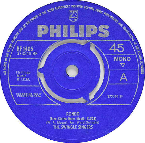 ・アーティスト Swingle Singers ・タイトル Rondo ・レーベル・型番 PHILIPS BF1405 ・フォーマット 7インチレコード ・コンディション(盤) 可 (VG) ・コンディション(ジャケット) プレインカバー（元ジャケット／カバー無し） ・コンディション(帯) オビなし ・特記事項 【盤に目立った跡】 サンプル画像です。実際の商品の画像ではありません 商品写真はバーコード/カタログ番号に対応したサンプル画像ですので、お送りする商品の画像ではありません。帯やライナーなどの付属品は、特記事項に記載されている場合のみ含まれます。プロモやカラーレコードなどの仕様についても、該当する場合のみ特記事項に記載しています。 【ご購入前に必ずご確認ください】 ・本店サイト(www.recordcity.jp)とは価格、送料が違います ・本店サイト、その他支店のオーダーとは同梱発送できません ・注文確定後に別の注文を頂いた場合、注文同士の同梱は致しかねます。 ・別倉庫から発送しているため、店頭受け渡しは対応しておりません ・一部商品は他の通販サイトでも販売しているため、ご注文のタイミングによっては商品のご用意ができない場合がございます。 ・土日祝日はお休みです 金曜・祝前日9時以降のご連絡またはご入金は、返答または発送が週明け・祝日明けに順次対応となります。 ・ご購入後のキャンセル不可 ご購入後のキャンセルはいかなる理由においてもお受けできません。ご了承の上、ご購入くださいませ。 ・日本郵便(ゆうパック/ゆうメール)によるお届けになります。 ・中古品であることをご理解ください 当ストアでは中古商品を主に販売しております。中古品であることをご理解の上ご購入ください。また、一部商品はRecordCityオンラインストアで試聴可能です。 ・返品について お客様のご都合による返品は一切承っておりません。 表記の内容と実際の商品に相違がある場合、また針飛び等で返品・返金をご希望される場合は、商品の到着後1週間以内にご連絡ください。商品の返送をこちらで確認後、キャンセル・返金を行います。 コンディションVG以下の商品は返品できません。プレイに影響のない表面のこすれ傷、プレス起因のノイズ盤は返品の対象外です。 【コンディション表記】 ・ほぼ新品(M-)(Like New) 完全な新品。未使用。当店ではほぼ使用しません ・非常に良い(EX)(Excellent) 中古盤として美品な状態。わずかな経年を感じるものの傷みを感じさせない、当店基準で最高の状態 ・良い(VG+)(Very Good Plus) 丁寧に扱われた中古品で、軽い使用感がみられる。 ・可(VG)(Acceptable) 使い込まれた中古品で、「良い」よりもさらに使用感がみられる。 ・悪い(VG-)(Bad) 状態が悪いアイテム。使用の保障はなく、再生不可、針飛び、目立つノイズがあるかもしれない。状態によるクレーム不可。返品不可。 ・非常に悪い(G)(Very Bad) 「悪い」よりさらに状態が悪いアイテム。使用の保障はなく、再生不可、針飛び、目立つノイズがあるかもしれない。状態によるクレーム不可。返品不可。 ・ジャンク(Fair)(Junk/Fair) 割れている、反っている、水ダメージがある、カビ、ジャケットが分離している、ひどい書き込み、ひどい擦れなど最低の状態。使用の保障はなく、再生不可、針飛び、目立つノイズがあるかもしれない。状態によるクレーム不可。返品不可。 ・ジャンク(Poor)(Junk/Poor) 割れている、反っている、水ダメージがある、カビ、ジャケットが分離している、ひどい書き込み、ひどい擦れなど最低の状態。使用の保障はなく、再生不可、針飛び、目立つノイズがあるかもしれない。状態によるクレーム不可。返品不可。