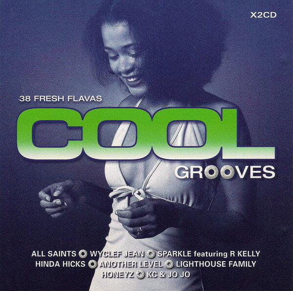 ・アーティスト Various ・タイトル Cool Grooves ・レーベル・型番 Polygram TV 5651622 ・フォーマット CD ・コンディション(盤) 良い (VG+) ・コンディション(ジャケット) ・コンディション(帯) オビなし ・特記事項 【ケース擦れ】 サンプル画像です。実際の商品の画像ではありません 商品写真はバーコード/カタログ番号に対応したサンプル画像ですので、お送りする商品の画像ではありません。帯やライナーなどの付属品は、特記事項に記載されている場合のみ含まれます。プロモやカラーレコードなどの仕様についても、該当する場合のみ特記事項に記載しています。 【ご購入前に必ずご確認ください】 ・本店サイト(www.recordcity.jp)とは価格、送料が違います ・本店サイト、その他支店のオーダーとは同梱発送できません ・注文確定後に別の注文を頂いた場合、注文同士の同梱は致しかねます。 ・別倉庫から発送しているため、店頭受け渡しは対応しておりません ・一部商品は他の通販サイトでも販売しているため、ご注文のタイミングによっては商品のご用意ができない場合がございます。 ・土日祝日はお休みです 金曜・祝前日9時以降のご連絡またはご入金は、返答または発送が週明け・祝日明けに順次対応となります。 ・ご購入後のキャンセル不可 ご購入後のキャンセルはいかなる理由においてもお受けできません。ご了承の上、ご購入くださいませ。 ・日本郵便(ゆうパック/ゆうメール)によるお届けになります。 ・中古品であることをご理解ください 当ストアでは中古商品を主に販売しております。中古品であることをご理解の上ご購入ください。また、一部商品はRecordCityオンラインストアで試聴可能です。 ・返品について お客様のご都合による返品は一切承っておりません。 表記の内容と実際の商品に相違がある場合、また針飛び等で返品・返金をご希望される場合は、商品の到着後1週間以内にご連絡ください。商品の返送をこちらで確認後、キャンセル・返金を行います。 コンディションVG以下の商品は返品できません。プレイに影響のない表面のこすれ傷、プレス起因のノイズ盤は返品の対象外です。 【コンディション表記】 ・ほぼ新品(M-)(Like New) 完全な新品。未使用。当店ではほぼ使用しません ・非常に良い(EX)(Excellent) 中古盤として美品な状態。わずかな経年を感じるものの傷みを感じさせない、当店基準で最高の状態 ・良い(VG+)(Very Good Plus) 丁寧に扱われた中古品で、軽い使用感がみられる。 ・可(VG)(Acceptable) 使い込まれた中古品で、「良い」よりもさらに使用感がみられる。 ・悪い(VG-)(Bad) 状態が悪いアイテム。使用の保障はなく、再生不可、針飛び、目立つノイズがあるかもしれない。状態によるクレーム不可。返品不可。 ・非常に悪い(G)(Very Bad) 「悪い」よりさらに状態が悪いアイテム。使用の保障はなく、再生不可、針飛び、目立つノイズがあるかもしれない。状態によるクレーム不可。返品不可。 ・ジャンク(Fair)(Junk/Fair) 割れている、反っている、水ダメージがある、カビ、ジャケットが分離している、ひどい書き込み、ひどい擦れなど最低の状態。使用の保障はなく、再生不可、針飛び、目立つノイズがあるかもしれない。状態によるクレーム不可。返品不可。 ・ジャンク(Poor)(Junk/Poor) 割れている、反っている、水ダメージがある、カビ、ジャケットが分離している、ひどい書き込み、ひどい擦れなど最低の状態。使用の保障はなく、再生不可、針飛び、目立つノイズがあるかもしれない。状態によるクレーム不可。返品不可。