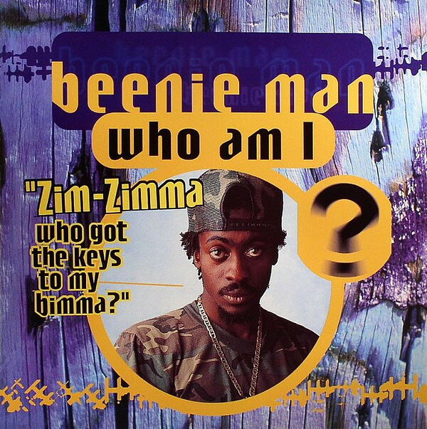 ・アーティスト Beenie Man ・タイトル Who Am I (Zim Zimma) ・レーベル・型番 Greensleeves Records GRECD588 ・フォーマット CD ・コンディション(盤) 可 (VG) ・コンディション(ジャケット) ・コンディション(帯) オビなし ・特記事項 【ケース擦れ】 サンプル画像です。実際の商品の画像ではありません 商品写真はバーコード/カタログ番号に対応したサンプル画像ですので、お送りする商品の画像ではありません。帯やライナーなどの付属品は、特記事項に記載されている場合のみ含まれます。プロモやカラーレコードなどの仕様についても、該当する場合のみ特記事項に記載しています。 【ご購入前に必ずご確認ください】 ・本店サイト(www.recordcity.jp)とは価格、送料が違います ・本店サイト、その他支店のオーダーとは同梱発送できません ・注文確定後に別の注文を頂いた場合、注文同士の同梱は致しかねます。 ・別倉庫から発送しているため、店頭受け渡しは対応しておりません ・一部商品は他の通販サイトでも販売しているため、ご注文のタイミングによっては商品のご用意ができない場合がございます。 ・土日祝日はお休みです 金曜・祝前日9時以降のご連絡またはご入金は、返答または発送が週明け・祝日明けに順次対応となります。 ・ご購入後のキャンセル不可 ご購入後のキャンセルはいかなる理由においてもお受けできません。ご了承の上、ご購入くださいませ。 ・日本郵便(ゆうパック/ゆうメール)によるお届けになります。 ・中古品であることをご理解ください 当ストアでは中古商品を主に販売しております。中古品であることをご理解の上ご購入ください。また、一部商品はRecordCityオンラインストアで試聴可能です。 ・返品について お客様のご都合による返品は一切承っておりません。 表記の内容と実際の商品に相違がある場合、また針飛び等で返品・返金をご希望される場合は、商品の到着後1週間以内にご連絡ください。商品の返送をこちらで確認後、キャンセル・返金を行います。 コンディションVG以下の商品は返品できません。プレイに影響のない表面のこすれ傷、プレス起因のノイズ盤は返品の対象外です。 【コンディション表記】 ・ほぼ新品(M-)(Like New) 完全な新品。未使用。当店ではほぼ使用しません ・非常に良い(EX)(Excellent) 中古盤として美品な状態。わずかな経年を感じるものの傷みを感じさせない、当店基準で最高の状態 ・良い(VG+)(Very Good Plus) 丁寧に扱われた中古品で、軽い使用感がみられる。 ・可(VG)(Acceptable) 使い込まれた中古品で、「良い」よりもさらに使用感がみられる。 ・悪い(VG-)(Bad) 状態が悪いアイテム。使用の保障はなく、再生不可、針飛び、目立つノイズがあるかもしれない。状態によるクレーム不可。返品不可。 ・非常に悪い(G)(Very Bad) 「悪い」よりさらに状態が悪いアイテム。使用の保障はなく、再生不可、針飛び、目立つノイズがあるかもしれない。状態によるクレーム不可。返品不可。 ・ジャンク(Fair)(Junk/Fair) 割れている、反っている、水ダメージがある、カビ、ジャケットが分離している、ひどい書き込み、ひどい擦れなど最低の状態。使用の保障はなく、再生不可、針飛び、目立つノイズがあるかもしれない。状態によるクレーム不可。返品不可。 ・ジャンク(Poor)(Junk/Poor) 割れている、反っている、水ダメージがある、カビ、ジャケットが分離している、ひどい書き込み、ひどい擦れなど最低の状態。使用の保障はなく、再生不可、針飛び、目立つノイズがあるかもしれない。状態によるクレーム不可。返品不可。