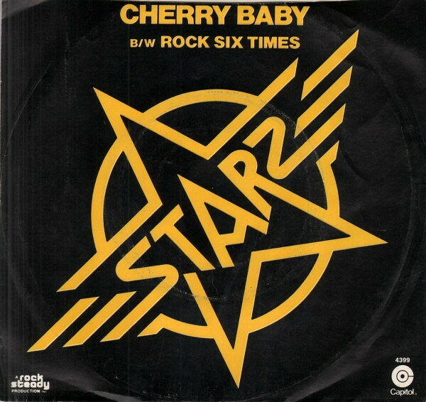 ・アーティスト Starz (2) ・タイトル Cherry Baby b/w Rock Six Times ・レーベル・型番 Capitol Records 4399 ・フォーマット 7インチレコード ・コンディション(盤) 可 (VG) ・コンディション(ジャケット) 可 (VG) ・コンディション(帯) オビなし ・特記事項 【カラー盤（イエロー）】【カバーにテープ付着】【盤に小さいキズ】 サンプル画像です。実際の商品の画像ではありません 商品写真はバーコード/カタログ番号に対応したサンプル画像ですので、お送りする商品の画像ではありません。帯やライナーなどの付属品は、特記事項に記載されている場合のみ含まれます。プロモやカラーレコードなどの仕様についても、該当する場合のみ特記事項に記載しています。 【ご購入前に必ずご確認ください】 ・本店サイト(www.recordcity.jp)とは価格、送料が違います ・本店サイト、その他支店のオーダーとは同梱発送できません ・注文確定後に別の注文を頂いた場合、注文同士の同梱は致しかねます。 ・別倉庫から発送しているため、店頭受け渡しは対応しておりません ・一部商品は他の通販サイトでも販売しているため、ご注文のタイミングによっては商品のご用意ができない場合がございます。 ・土日祝日はお休みです 金曜・祝前日9時以降のご連絡またはご入金は、返答または発送が週明け・祝日明けに順次対応となります。 ・ご購入後のキャンセル不可 ご購入後のキャンセルはいかなる理由においてもお受けできません。ご了承の上、ご購入くださいませ。 ・日本郵便(ゆうパック/ゆうメール)によるお届けになります。 ・中古品であることをご理解ください 当ストアでは中古商品を主に販売しております。中古品であることをご理解の上ご購入ください。また、一部商品はRecordCityオンラインストアで試聴可能です。 ・返品について お客様のご都合による返品は一切承っておりません。 表記の内容と実際の商品に相違がある場合、また針飛び等で返品・返金をご希望される場合は、商品の到着後1週間以内にご連絡ください。商品の返送をこちらで確認後、キャンセル・返金を行います。 コンディションVG以下の商品は返品できません。プレイに影響のない表面のこすれ傷、プレス起因のノイズ盤は返品の対象外です。 【コンディション表記】 ・ほぼ新品(M-)(Like New) 完全な新品。未使用。当店ではほぼ使用しません ・非常に良い(EX)(Excellent) 中古盤として美品な状態。わずかな経年を感じるものの傷みを感じさせない、当店基準で最高の状態 ・良い(VG+)(Very Good Plus) 丁寧に扱われた中古品で、軽い使用感がみられる。 ・可(VG)(Acceptable) 使い込まれた中古品で、「良い」よりもさらに使用感がみられる。 ・悪い(VG-)(Bad) 状態が悪いアイテム。使用の保障はなく、再生不可、針飛び、目立つノイズがあるかもしれない。状態によるクレーム不可。返品不可。 ・非常に悪い(G)(Very Bad) 「悪い」よりさらに状態が悪いアイテム。使用の保障はなく、再生不可、針飛び、目立つノイズがあるかもしれない。状態によるクレーム不可。返品不可。 ・ジャンク(Fair)(Junk/Fair) 割れている、反っている、水ダメージがある、カビ、ジャケットが分離している、ひどい書き込み、ひどい擦れなど最低の状態。使用の保障はなく、再生不可、針飛び、目立つノイズがあるかもしれない。状態によるクレーム不可。返品不可。 ・ジャンク(Poor)(Junk/Poor) 割れている、反っている、水ダメージがある、カビ、ジャケットが分離している、ひどい書き込み、ひどい擦れなど最低の状態。使用の保障はなく、再生不可、針飛び、目立つノイズがあるかもしれない。状態によるクレーム不可。返品不可。