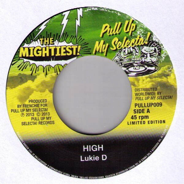 ・アーティスト Lukie D / Macka B ・タイトル High / Cyarry Di Box (Lef Wi Yard Pt.2) ・レーベル・型番 Pull Up My Selecta! PULLUP009 ・フォーマット 7インチレコード ・コンディション(盤) 良い (VG+) ・コンディション(ジャケット) ・コンディション(帯) オビなし ・特記事項 サンプル画像です。実際の商品の画像ではありません 商品写真はバーコード/カタログ番号に対応したサンプル画像ですので、お送りする商品の画像ではありません。帯やライナーなどの付属品は、特記事項に記載されている場合のみ含まれます。プロモやカラーレコードなどの仕様についても、該当する場合のみ特記事項に記載しています。 【ご購入前に必ずご確認ください】 ・本店サイト(www.recordcity.jp)とは価格、送料が違います ・本店サイト、その他支店のオーダーとは同梱発送できません ・注文確定後に別の注文を頂いた場合、注文同士の同梱は致しかねます。 ・別倉庫から発送しているため、店頭受け渡しは対応しておりません ・一部商品は他の通販サイトでも販売しているため、ご注文のタイミングによっては商品のご用意ができない場合がございます。 ・土日祝日はお休みです 金曜・祝前日9時以降のご連絡またはご入金は、返答または発送が週明け・祝日明けに順次対応となります。 ・ご購入後のキャンセル不可 ご購入後のキャンセルはいかなる理由においてもお受けできません。ご了承の上、ご購入くださいませ。 ・日本郵便(ゆうパック/ゆうメール)によるお届けになります。 ・中古品であることをご理解ください 当ストアでは中古商品を主に販売しております。中古品であることをご理解の上ご購入ください。また、一部商品はRecordCityオンラインストアで試聴可能です。 ・返品について お客様のご都合による返品は一切承っておりません。 表記の内容と実際の商品に相違がある場合、また針飛び等で返品・返金をご希望される場合は、商品の到着後1週間以内にご連絡ください。商品の返送をこちらで確認後、キャンセル・返金を行います。 コンディションVG以下の商品は返品できません。プレイに影響のない表面のこすれ傷、プレス起因のノイズ盤は返品の対象外です。 【コンディション表記】 ・ほぼ新品(M-)(Like New) 完全な新品。未使用。当店ではほぼ使用しません ・非常に良い(EX)(Excellent) 中古盤として美品な状態。わずかな経年を感じるものの傷みを感じさせない、当店基準で最高の状態 ・良い(VG+)(Very Good Plus) 丁寧に扱われた中古品で、軽い使用感がみられる。 ・可(VG)(Acceptable) 使い込まれた中古品で、「良い」よりもさらに使用感がみられる。 ・悪い(VG-)(Bad) 状態が悪いアイテム。使用の保障はなく、再生不可、針飛び、目立つノイズがあるかもしれない。状態によるクレーム不可。返品不可。 ・非常に悪い(G)(Very Bad) 「悪い」よりさらに状態が悪いアイテム。使用の保障はなく、再生不可、針飛び、目立つノイズがあるかもしれない。状態によるクレーム不可。返品不可。 ・ジャンク(Fair)(Junk/Fair) 割れている、反っている、水ダメージがある、カビ、ジャケットが分離している、ひどい書き込み、ひどい擦れなど最低の状態。使用の保障はなく、再生不可、針飛び、目立つノイズがあるかもしれない。状態によるクレーム不可。返品不可。 ・ジャンク(Poor)(Junk/Poor) 割れている、反っている、水ダメージがある、カビ、ジャケットが分離している、ひどい書き込み、ひどい擦れなど最低の状態。使用の保障はなく、再生不可、針飛び、目立つノイズがあるかもしれない。状態によるクレーム不可。返品不可。