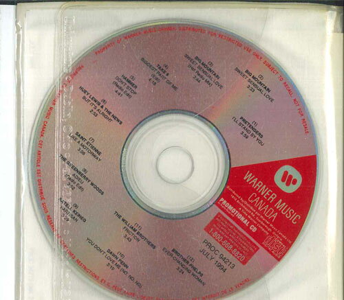 ・アーティスト Various ・タイトル Warner Music Canada July 1994 - Vol. 213 ・レーベル・型番 WARNER MUSIC CANADA PROC94213 ・フォーマット CD ・コンディション(盤) 良い (VG+) ・コンディション(ジャケット) カバーなし ・コンディション(帯) オビなし ・特記事項 【プロモ盤】 【Promotion Only】【ソフトケース入り（プラケースなし）】【盤に目立った跡】 サンプル画像です。実際の商品の画像ではありません 商品写真はバーコード/カタログ番号に対応したサンプル画像ですので、お送りする商品の画像ではありません。帯やライナーなどの付属品は、特記事項に記載されている場合のみ含まれます。プロモやカラーレコードなどの仕様についても、該当する場合のみ特記事項に記載しています。 【ご購入前に必ずご確認ください】 ・本店サイト(www.recordcity.jp)とは価格、送料が違います ・本店サイト、その他支店のオーダーとは同梱発送できません ・注文確定後に別の注文を頂いた場合、注文同士の同梱は致しかねます。 ・別倉庫から発送しているため、店頭受け渡しは対応しておりません ・一部商品は他の通販サイトでも販売しているため、ご注文のタイミングによっては商品のご用意ができない場合がございます。 ・土日祝日はお休みです 金曜・祝前日9時以降のご連絡またはご入金は、返答または発送が週明け・祝日明けに順次対応となります。 ・ご購入後のキャンセル不可 ご購入後のキャンセルはいかなる理由においてもお受けできません。ご了承の上、ご購入くださいませ。 ・日本郵便(ゆうパック/ゆうメール)によるお届けになります。 ・中古品であることをご理解ください 当ストアでは中古商品を主に販売しております。中古品であることをご理解の上ご購入ください。また、一部商品はRecordCityオンラインストアで試聴可能です。 ・返品について お客様のご都合による返品は一切承っておりません。 表記の内容と実際の商品に相違がある場合、また針飛び等で返品・返金をご希望される場合は、商品の到着後1週間以内にご連絡ください。商品の返送をこちらで確認後、キャンセル・返金を行います。 コンディションVG以下の商品は返品できません。プレイに影響のない表面のこすれ傷、プレス起因のノイズ盤は返品の対象外です。 【コンディション表記】 ・ほぼ新品(M-)(Like New) 完全な新品。未使用。当店ではほぼ使用しません ・非常に良い(EX)(Excellent) 中古盤として美品な状態。わずかな経年を感じるものの傷みを感じさせない、当店基準で最高の状態 ・良い(VG+)(Very Good Plus) 丁寧に扱われた中古品で、軽い使用感がみられる。 ・可(VG)(Acceptable) 使い込まれた中古品で、「良い」よりもさらに使用感がみられる。 ・悪い(VG-)(Bad) 状態が悪いアイテム。使用の保障はなく、再生不可、針飛び、目立つノイズがあるかもしれない。状態によるクレーム不可。返品不可。 ・非常に悪い(G)(Very Bad) 「悪い」よりさらに状態が悪いアイテム。使用の保障はなく、再生不可、針飛び、目立つノイズがあるかもしれない。状態によるクレーム不可。返品不可。 ・ジャンク(Fair)(Junk/Fair) 割れている、反っている、水ダメージがある、カビ、ジャケットが分離している、ひどい書き込み、ひどい擦れなど最低の状態。使用の保障はなく、再生不可、針飛び、目立つノイズがあるかもしれない。状態によるクレーム不可。返品不可。 ・ジャンク(Poor)(Junk/Poor) 割れている、反っている、水ダメージがある、カビ、ジャケットが分離している、ひどい書き込み、ひどい擦れなど最低の状態。使用の保障はなく、再生不可、針飛び、目立つノイズがあるかもしれない。状態によるクレーム不可。返品不可。