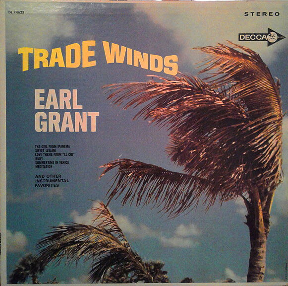 ・アーティスト Earl Grant ・タイトル Trade Winds ・レーベル・型番 Decca DL74623 ・フォーマット LPレコード ・コンディション(盤) 良い (VG+) ・コンディション(ジャケット) 良い (VG+) ・コンディション(帯) オビなし ・特記事項 サンプル画像です。実際の商品の画像ではありません 商品写真はバーコード/カタログ番号に対応したサンプル画像ですので、お送りする商品の画像ではありません。帯やライナーなどの付属品は、特記事項に記載されている場合のみ含まれます。プロモやカラーレコードなどの仕様についても、該当する場合のみ特記事項に記載しています。 【ご購入前に必ずご確認ください】 ・本店サイト(www.recordcity.jp)とは価格、送料が違います ・本店サイト、その他支店のオーダーとは同梱発送できません ・注文確定後に別の注文を頂いた場合、注文同士の同梱は致しかねます。 ・別倉庫から発送しているため、店頭受け渡しは対応しておりません ・一部商品は他の通販サイトでも販売しているため、ご注文のタイミングによっては商品のご用意ができない場合がございます。 ・土日祝日はお休みです 金曜・祝前日9時以降のご連絡またはご入金は、返答または発送が週明け・祝日明けに順次対応となります。 ・ご購入後のキャンセル不可 ご購入後のキャンセルはいかなる理由においてもお受けできません。ご了承の上、ご購入くださいませ。 ・日本郵便(ゆうパック/ゆうメール)によるお届けになります。 ・中古品であることをご理解ください 当ストアでは中古商品を主に販売しております。中古品であることをご理解の上ご購入ください。また、一部商品はRecordCityオンラインストアで試聴可能です。 ・返品について お客様のご都合による返品は一切承っておりません。 表記の内容と実際の商品に相違がある場合、また針飛び等で返品・返金をご希望される場合は、商品の到着後1週間以内にご連絡ください。商品の返送をこちらで確認後、キャンセル・返金を行います。 コンディションVG以下の商品は返品できません。プレイに影響のない表面のこすれ傷、プレス起因のノイズ盤は返品の対象外です。 【コンディション表記】 ・ほぼ新品(M-)(Like New) 完全な新品。未使用。当店ではほぼ使用しません ・非常に良い(EX)(Excellent) 中古盤として美品な状態。わずかな経年を感じるものの傷みを感じさせない、当店基準で最高の状態 ・良い(VG+)(Very Good Plus) 丁寧に扱われた中古品で、軽い使用感がみられる。 ・可(VG)(Acceptable) 使い込まれた中古品で、「良い」よりもさらに使用感がみられる。 ・悪い(VG-)(Bad) 状態が悪いアイテム。使用の保障はなく、再生不可、針飛び、目立つノイズがあるかもしれない。状態によるクレーム不可。返品不可。 ・非常に悪い(G)(Very Bad) 「悪い」よりさらに状態が悪いアイテム。使用の保障はなく、再生不可、針飛び、目立つノイズがあるかもしれない。状態によるクレーム不可。返品不可。 ・ジャンク(Fair)(Junk/Fair) 割れている、反っている、水ダメージがある、カビ、ジャケットが分離している、ひどい書き込み、ひどい擦れなど最低の状態。使用の保障はなく、再生不可、針飛び、目立つノイズがあるかもしれない。状態によるクレーム不可。返品不可。 ・ジャンク(Poor)(Junk/Poor) 割れている、反っている、水ダメージがある、カビ、ジャケットが分離している、ひどい書き込み、ひどい擦れなど最低の状態。使用の保障はなく、再生不可、針飛び、目立つノイズがあるかもしれない。状態によるクレーム不可。返品不可。