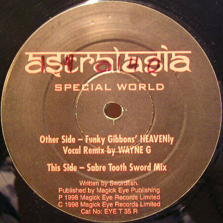 ・アーティスト Astralasia ・タイトル Special World ・レーベル・型番 Magick Eye Records EYET35R ・フォーマット 12インチレコード ・コンディション(盤) 良い (VG+) ・コンディション(ジャケット) 良い (VG+) ・コンディション(帯) オビなし ・特記事項 【盤にヘアライン】【カバーに擦れ】【ハイプステッカー】 サンプル画像です。実際の商品の画像ではありません 商品写真はバーコード/カタログ番号に対応したサンプル画像ですので、お送りする商品の画像ではありません。帯やライナーなどの付属品は、特記事項に記載されている場合のみ含まれます。プロモやカラーレコードなどの仕様についても、該当する場合のみ特記事項に記載しています。 【ご購入前に必ずご確認ください】 ・本店サイト(www.recordcity.jp)とは価格、送料が違います ・本店サイト、その他支店のオーダーとは同梱発送できません ・注文確定後に別の注文を頂いた場合、注文同士の同梱は致しかねます。 ・別倉庫から発送しているため、店頭受け渡しは対応しておりません ・一部商品は他の通販サイトでも販売しているため、ご注文のタイミングによっては商品のご用意ができない場合がございます。 ・土日祝日はお休みです 金曜・祝前日9時以降のご連絡またはご入金は、返答または発送が週明け・祝日明けに順次対応となります。 ・ご購入後のキャンセル不可 ご購入後のキャンセルはいかなる理由においてもお受けできません。ご了承の上、ご購入くださいませ。 ・日本郵便(ゆうパック/ゆうメール)によるお届けになります。 ・中古品であることをご理解ください 当ストアでは中古商品を主に販売しております。中古品であることをご理解の上ご購入ください。また、一部商品はRecordCityオンラインストアで試聴可能です。 ・返品について お客様のご都合による返品は一切承っておりません。 表記の内容と実際の商品に相違がある場合、また針飛び等で返品・返金をご希望される場合は、商品の到着後1週間以内にご連絡ください。商品の返送をこちらで確認後、キャンセル・返金を行います。 コンディションVG以下の商品は返品できません。プレイに影響のない表面のこすれ傷、プレス起因のノイズ盤は返品の対象外です。 【コンディション表記】 ・ほぼ新品(M-)(Like New) 完全な新品。未使用。当店ではほぼ使用しません ・非常に良い(EX)(Excellent) 中古盤として美品な状態。わずかな経年を感じるものの傷みを感じさせない、当店基準で最高の状態 ・良い(VG+)(Very Good Plus) 丁寧に扱われた中古品で、軽い使用感がみられる。 ・可(VG)(Acceptable) 使い込まれた中古品で、「良い」よりもさらに使用感がみられる。 ・悪い(VG-)(Bad) 状態が悪いアイテム。使用の保障はなく、再生不可、針飛び、目立つノイズがあるかもしれない。状態によるクレーム不可。返品不可。 ・非常に悪い(G)(Very Bad) 「悪い」よりさらに状態が悪いアイテム。使用の保障はなく、再生不可、針飛び、目立つノイズがあるかもしれない。状態によるクレーム不可。返品不可。 ・ジャンク(Fair)(Junk/Fair) 割れている、反っている、水ダメージがある、カビ、ジャケットが分離している、ひどい書き込み、ひどい擦れなど最低の状態。使用の保障はなく、再生不可、針飛び、目立つノイズがあるかもしれない。状態によるクレーム不可。返品不可。 ・ジャンク(Poor)(Junk/Poor) 割れている、反っている、水ダメージがある、カビ、ジャケットが分離している、ひどい書き込み、ひどい擦れなど最低の状態。使用の保障はなく、再生不可、針飛び、目立つノイズがあるかもしれない。状態によるクレーム不可。返品不可。