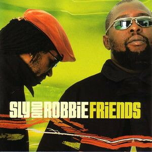 ・アーティスト Sly & Robbie ・タイトル Friends ・レーベル・型番 Taxi NONE ・フォーマット LPレコード ・コンディション(盤) 良い (VG+) ・コンディション(ジャケット) 良い (VG+) ・コンディション(帯) オビなし ・特記事項 【盤に小さいキズ】 サンプル画像です。実際の商品の画像ではありません 商品写真はバーコード/カタログ番号に対応したサンプル画像ですので、お送りする商品の画像ではありません。帯やライナーなどの付属品は、特記事項に記載されている場合のみ含まれます。プロモやカラーレコードなどの仕様についても、該当する場合のみ特記事項に記載しています。 【ご購入前に必ずご確認ください】 ・本店サイト(www.recordcity.jp)とは価格、送料が違います ・本店サイト、その他支店のオーダーとは同梱発送できません ・注文確定後に別の注文を頂いた場合、注文同士の同梱は致しかねます。 ・別倉庫から発送しているため、店頭受け渡しは対応しておりません ・一部商品は他の通販サイトでも販売しているため、ご注文のタイミングによっては商品のご用意ができない場合がございます。 ・土日祝日はお休みです 金曜・祝前日9時以降のご連絡またはご入金は、返答または発送が週明け・祝日明けに順次対応となります。 ・ご購入後のキャンセル不可 ご購入後のキャンセルはいかなる理由においてもお受けできません。ご了承の上、ご購入くださいませ。 ・日本郵便(ゆうパック/ゆうメール)によるお届けになります。 ・中古品であることをご理解ください 当ストアでは中古商品を主に販売しております。中古品であることをご理解の上ご購入ください。また、一部商品はRecordCityオンラインストアで試聴可能です。 ・返品について お客様のご都合による返品は一切承っておりません。 表記の内容と実際の商品に相違がある場合、また針飛び等で返品・返金をご希望される場合は、商品の到着後1週間以内にご連絡ください。商品の返送をこちらで確認後、キャンセル・返金を行います。 コンディションVG以下の商品は返品できません。プレイに影響のない表面のこすれ傷、プレス起因のノイズ盤は返品の対象外です。 【コンディション表記】 ・ほぼ新品(M-)(Like New) 完全な新品。未使用。当店ではほぼ使用しません ・非常に良い(EX)(Excellent) 中古盤として美品な状態。わずかな経年を感じるものの傷みを感じさせない、当店基準で最高の状態 ・良い(VG+)(Very Good Plus) 丁寧に扱われた中古品で、軽い使用感がみられる。 ・可(VG)(Acceptable) 使い込まれた中古品で、「良い」よりもさらに使用感がみられる。 ・悪い(VG-)(Bad) 状態が悪いアイテム。使用の保障はなく、再生不可、針飛び、目立つノイズがあるかもしれない。状態によるクレーム不可。返品不可。 ・非常に悪い(G)(Very Bad) 「悪い」よりさらに状態が悪いアイテム。使用の保障はなく、再生不可、針飛び、目立つノイズがあるかもしれない。状態によるクレーム不可。返品不可。 ・ジャンク(Fair)(Junk/Fair) 割れている、反っている、水ダメージがある、カビ、ジャケットが分離している、ひどい書き込み、ひどい擦れなど最低の状態。使用の保障はなく、再生不可、針飛び、目立つノイズがあるかもしれない。状態によるクレーム不可。返品不可。 ・ジャンク(Poor)(Junk/Poor) 割れている、反っている、水ダメージがある、カビ、ジャケットが分離している、ひどい書き込み、ひどい擦れなど最低の状態。使用の保障はなく、再生不可、針飛び、目立つノイズがあるかもしれない。状態によるクレーム不可。返品不可。