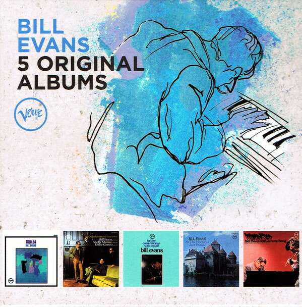 ・アーティスト Bill Evans ・タイトル 5 Original Albums ・レーベル・型番 Verve Records 060075359640 ・フォーマット CD ・コンディション(盤) 良い (VG+) ・コンディション(ジャケット) ・コンディション(帯) オビなし ・特記事項 【紙ジャケット】 サンプル画像です。実際の商品の画像ではありません 商品写真はバーコード/カタログ番号に対応したサンプル画像ですので、お送りする商品の画像ではありません。帯やライナーなどの付属品は、特記事項に記載されている場合のみ含まれます。プロモやカラーレコードなどの仕様についても、該当する場合のみ特記事項に記載しています。 【ご購入前に必ずご確認ください】 ・本店サイト(www.recordcity.jp)とは価格、送料が違います ・本店サイト、その他支店のオーダーとは同梱発送できません ・注文確定後に別の注文を頂いた場合、注文同士の同梱は致しかねます。 ・別倉庫から発送しているため、店頭受け渡しは対応しておりません ・一部商品は他の通販サイトでも販売しているため、ご注文のタイミングによっては商品のご用意ができない場合がございます。 ・土日祝日はお休みです 金曜・祝前日9時以降のご連絡またはご入金は、返答または発送が週明け・祝日明けに順次対応となります。 ・ご購入後のキャンセル不可 ご購入後のキャンセルはいかなる理由においてもお受けできません。ご了承の上、ご購入くださいませ。 ・日本郵便(ゆうパック/ゆうメール)によるお届けになります。 ・中古品であることをご理解ください 当ストアでは中古商品を主に販売しております。中古品であることをご理解の上ご購入ください。また、一部商品はRecordCityオンラインストアで試聴可能です。 ・返品について お客様のご都合による返品は一切承っておりません。 表記の内容と実際の商品に相違がある場合、また針飛び等で返品・返金をご希望される場合は、商品の到着後1週間以内にご連絡ください。商品の返送をこちらで確認後、キャンセル・返金を行います。 コンディションVG以下の商品は返品できません。プレイに影響のない表面のこすれ傷、プレス起因のノイズ盤は返品の対象外です。 【コンディション表記】 ・ほぼ新品(M-)(Like New) 完全な新品。未使用。当店ではほぼ使用しません ・非常に良い(EX)(Excellent) 中古盤として美品な状態。わずかな経年を感じるものの傷みを感じさせない、当店基準で最高の状態 ・良い(VG+)(Very Good Plus) 丁寧に扱われた中古品で、軽い使用感がみられる。 ・可(VG)(Acceptable) 使い込まれた中古品で、「良い」よりもさらに使用感がみられる。 ・悪い(VG-)(Bad) 状態が悪いアイテム。使用の保障はなく、再生不可、針飛び、目立つノイズがあるかもしれない。状態によるクレーム不可。返品不可。 ・非常に悪い(G)(Very Bad) 「悪い」よりさらに状態が悪いアイテム。使用の保障はなく、再生不可、針飛び、目立つノイズがあるかもしれない。状態によるクレーム不可。返品不可。 ・ジャンク(Fair)(Junk/Fair) 割れている、反っている、水ダメージがある、カビ、ジャケットが分離している、ひどい書き込み、ひどい擦れなど最低の状態。使用の保障はなく、再生不可、針飛び、目立つノイズがあるかもしれない。状態によるクレーム不可。返品不可。 ・ジャンク(Poor)(Junk/Poor) 割れている、反っている、水ダメージがある、カビ、ジャケットが分離している、ひどい書き込み、ひどい擦れなど最低の状態。使用の保障はなく、再生不可、針飛び、目立つノイズがあるかもしれない。状態によるクレーム不可。返品不可。