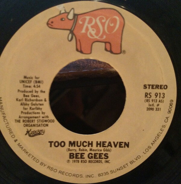 ・アーティスト Bee Gees ・タイトル Too Much Heaven ・レーベル・型番 RSO RS913 ・フォーマット 7インチレコード ・コンディション(盤) 良い (VG+) ・コンディション(ジャケット) カバーなし ・コンディション(帯) オビなし ・特記事項 【カンパニースリーブ】【盤汚れ】【盤に薄い跡】【 ラベルに書き込み】 サンプル画像です。実際の商品の画像ではありません 商品写真はバーコード/カタログ番号に対応したサンプル画像ですので、お送りする商品の画像ではありません。帯やライナーなどの付属品は、特記事項に記載されている場合のみ含まれます。プロモやカラーレコードなどの仕様についても、該当する場合のみ特記事項に記載しています。 【ご購入前に必ずご確認ください】 ・本店サイト(www.recordcity.jp)とは価格、送料が違います ・本店サイト、その他支店のオーダーとは同梱発送できません ・注文確定後に別の注文を頂いた場合、注文同士の同梱は致しかねます。 ・別倉庫から発送しているため、店頭受け渡しは対応しておりません ・一部商品は他の通販サイトでも販売しているため、ご注文のタイミングによっては商品のご用意ができない場合がございます。 ・土日祝日はお休みです 金曜・祝前日9時以降のご連絡またはご入金は、返答または発送が週明け・祝日明けに順次対応となります。 ・ご購入後のキャンセル不可 ご購入後のキャンセルはいかなる理由においてもお受けできません。ご了承の上、ご購入くださいませ。 ・日本郵便(ゆうパック/ゆうメール)によるお届けになります。 ・中古品であることをご理解ください 当ストアでは中古商品を主に販売しております。中古品であることをご理解の上ご購入ください。また、一部商品はRecordCityオンラインストアで試聴可能です。 ・返品について お客様のご都合による返品は一切承っておりません。 表記の内容と実際の商品に相違がある場合、また針飛び等で返品・返金をご希望される場合は、商品の到着後1週間以内にご連絡ください。商品の返送をこちらで確認後、キャンセル・返金を行います。 コンディションVG以下の商品は返品できません。プレイに影響のない表面のこすれ傷、プレス起因のノイズ盤は返品の対象外です。 【コンディション表記】 ・ほぼ新品(M-)(Like New) 完全な新品。未使用。当店ではほぼ使用しません ・非常に良い(EX)(Excellent) 中古盤として美品な状態。わずかな経年を感じるものの傷みを感じさせない、当店基準で最高の状態 ・良い(VG+)(Very Good Plus) 丁寧に扱われた中古品で、軽い使用感がみられる。 ・可(VG)(Acceptable) 使い込まれた中古品で、「良い」よりもさらに使用感がみられる。 ・悪い(VG-)(Bad) 状態が悪いアイテム。使用の保障はなく、再生不可、針飛び、目立つノイズがあるかもしれない。状態によるクレーム不可。返品不可。 ・非常に悪い(G)(Very Bad) 「悪い」よりさらに状態が悪いアイテム。使用の保障はなく、再生不可、針飛び、目立つノイズがあるかもしれない。状態によるクレーム不可。返品不可。 ・ジャンク(Fair)(Junk/Fair) 割れている、反っている、水ダメージがある、カビ、ジャケットが分離している、ひどい書き込み、ひどい擦れなど最低の状態。使用の保障はなく、再生不可、針飛び、目立つノイズがあるかもしれない。状態によるクレーム不可。返品不可。 ・ジャンク(Poor)(Junk/Poor) 割れている、反っている、水ダメージがある、カビ、ジャケットが分離している、ひどい書き込み、ひどい擦れなど最低の状態。使用の保障はなく、再生不可、針飛び、目立つノイズがあるかもしれない。状態によるクレーム不可。返品不可。