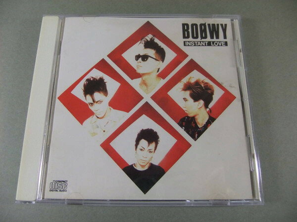 ・アーティスト Bo?wy ・タイトル Instant Love ・レーベル・型番 Japan Record 32JC308 ・フォーマット CD ・コンディション(盤) 良い (VG+) ・コンディション(ジャケット) ・コンディション(帯) オビなし ・特記事項 【盤に小さいキズ】 サンプル画像です。実際の商品の画像ではありません 商品写真はバーコード/カタログ番号に対応したサンプル画像ですので、お送りする商品の画像ではありません。帯やライナーなどの付属品は、特記事項に記載されている場合のみ含まれます。プロモやカラーレコードなどの仕様についても、該当する場合のみ特記事項に記載しています。 【ご購入前に必ずご確認ください】 ・本店サイト(www.recordcity.jp)とは価格、送料が違います ・本店サイト、その他支店のオーダーとは同梱発送できません ・注文確定後に別の注文を頂いた場合、注文同士の同梱は致しかねます。 ・別倉庫から発送しているため、店頭受け渡しは対応しておりません ・一部商品は他の通販サイトでも販売しているため、ご注文のタイミングによっては商品のご用意ができない場合がございます。 ・土日祝日はお休みです 金曜・祝前日9時以降のご連絡またはご入金は、返答または発送が週明け・祝日明けに順次対応となります。 ・ご購入後のキャンセル不可 ご購入後のキャンセルはいかなる理由においてもお受けできません。ご了承の上、ご購入くださいませ。 ・日本郵便(ゆうパック/ゆうメール)によるお届けになります。 ・中古品であることをご理解ください 当ストアでは中古商品を主に販売しております。中古品であることをご理解の上ご購入ください。また、一部商品はRecordCityオンラインストアで試聴可能です。 ・返品について お客様のご都合による返品は一切承っておりません。 表記の内容と実際の商品に相違がある場合、また針飛び等で返品・返金をご希望される場合は、商品の到着後1週間以内にご連絡ください。商品の返送をこちらで確認後、キャンセル・返金を行います。 コンディションVG以下の商品は返品できません。プレイに影響のない表面のこすれ傷、プレス起因のノイズ盤は返品の対象外です。 【コンディション表記】 ・ほぼ新品(M-)(Like New) 完全な新品。未使用。当店ではほぼ使用しません ・非常に良い(EX)(Excellent) 中古盤として美品な状態。わずかな経年を感じるものの傷みを感じさせない、当店基準で最高の状態 ・良い(VG+)(Very Good Plus) 丁寧に扱われた中古品で、軽い使用感がみられる。 ・可(VG)(Acceptable) 使い込まれた中古品で、「良い」よりもさらに使用感がみられる。 ・悪い(VG-)(Bad) 状態が悪いアイテム。使用の保障はなく、再生不可、針飛び、目立つノイズがあるかもしれない。状態によるクレーム不可。返品不可。 ・非常に悪い(G)(Very Bad) 「悪い」よりさらに状態が悪いアイテム。使用の保障はなく、再生不可、針飛び、目立つノイズがあるかもしれない。状態によるクレーム不可。返品不可。 ・ジャンク(Fair)(Junk/Fair) 割れている、反っている、水ダメージがある、カビ、ジャケットが分離している、ひどい書き込み、ひどい擦れなど最低の状態。使用の保障はなく、再生不可、針飛び、目立つノイズがあるかもしれない。状態によるクレーム不可。返品不可。 ・ジャンク(Poor)(Junk/Poor) 割れている、反っている、水ダメージがある、カビ、ジャケットが分離している、ひどい書き込み、ひどい擦れなど最低の状態。使用の保障はなく、再生不可、針飛び、目立つノイズがあるかもしれない。状態によるクレーム不可。返品不可。