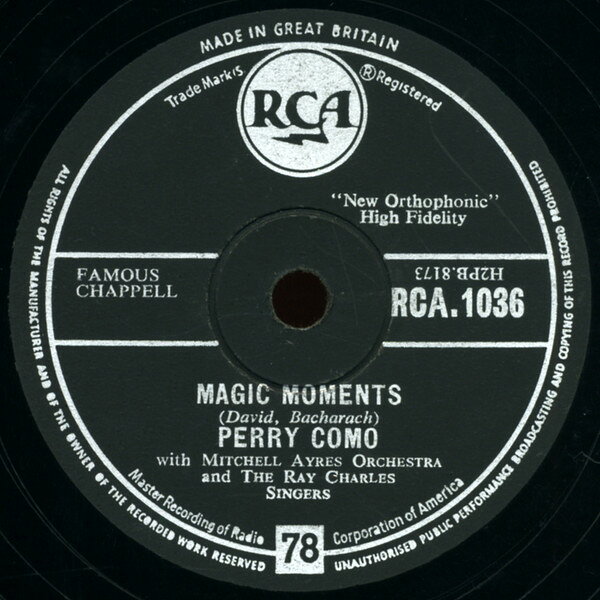 ・アーティスト Perry Como, Mitchell Ayres Orchestra, Ray Charles Singers ・タイトル Magic Moments / Catch A Falling Star ・レーベル・型番 RCA RCA1036 ・フォーマット 78回転SP盤レコード ・コンディション(盤) 良い (VG+) ・コンディション(ジャケット) 可 (VG) ・コンディション(帯) オビなし ・特記事項 【※再生コンディションによる返品不可】 サンプル画像です。実際の商品の画像ではありません 商品写真はバーコード/カタログ番号に対応したサンプル画像ですので、お送りする商品の画像ではありません。帯やライナーなどの付属品は、特記事項に記載されている場合のみ含まれます。プロモやカラーレコードなどの仕様についても、該当する場合のみ特記事項に記載しています。 【ご購入前に必ずご確認ください】 ・本店サイト(www.recordcity.jp)とは価格、送料が違います ・本店サイト、その他支店のオーダーとは同梱発送できません ・注文確定後に別の注文を頂いた場合、注文同士の同梱は致しかねます。 ・別倉庫から発送しているため、店頭受け渡しは対応しておりません ・一部商品は他の通販サイトでも販売しているため、ご注文のタイミングによっては商品のご用意ができない場合がございます。 ・土日祝日はお休みです 金曜・祝前日9時以降のご連絡またはご入金は、返答または発送が週明け・祝日明けに順次対応となります。 ・ご購入後のキャンセル不可 ご購入後のキャンセルはいかなる理由においてもお受けできません。ご了承の上、ご購入くださいませ。 ・日本郵便(ゆうパック/ゆうメール)によるお届けになります。 ・中古品であることをご理解ください 当ストアでは中古商品を主に販売しております。中古品であることをご理解の上ご購入ください。また、一部商品はRecordCityオンラインストアで試聴可能です。 ・返品について お客様のご都合による返品は一切承っておりません。 表記の内容と実際の商品に相違がある場合、また針飛び等で返品・返金をご希望される場合は、商品の到着後1週間以内にご連絡ください。商品の返送をこちらで確認後、キャンセル・返金を行います。 コンディションVG以下の商品は返品できません。プレイに影響のない表面のこすれ傷、プレス起因のノイズ盤は返品の対象外です。 【コンディション表記】 ・ほぼ新品(M-)(Like New) 完全な新品。未使用。当店ではほぼ使用しません ・非常に良い(EX)(Excellent) 中古盤として美品な状態。わずかな経年を感じるものの傷みを感じさせない、当店基準で最高の状態 ・良い(VG+)(Very Good Plus) 丁寧に扱われた中古品で、軽い使用感がみられる。 ・可(VG)(Acceptable) 使い込まれた中古品で、「良い」よりもさらに使用感がみられる。 ・悪い(VG-)(Bad) 状態が悪いアイテム。使用の保障はなく、再生不可、針飛び、目立つノイズがあるかもしれない。状態によるクレーム不可。返品不可。 ・非常に悪い(G)(Very Bad) 「悪い」よりさらに状態が悪いアイテム。使用の保障はなく、再生不可、針飛び、目立つノイズがあるかもしれない。状態によるクレーム不可。返品不可。 ・ジャンク(Fair)(Junk/Fair) 割れている、反っている、水ダメージがある、カビ、ジャケットが分離している、ひどい書き込み、ひどい擦れなど最低の状態。使用の保障はなく、再生不可、針飛び、目立つノイズがあるかもしれない。状態によるクレーム不可。返品不可。 ・ジャンク(Poor)(Junk/Poor) 割れている、反っている、水ダメージがある、カビ、ジャケットが分離している、ひどい書き込み、ひどい擦れなど最低の状態。使用の保障はなく、再生不可、針飛び、目立つノイズがあるかもしれない。状態によるクレーム不可。返品不可。