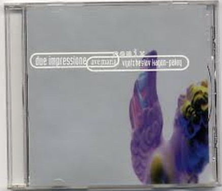 ・アーティスト Slava Kagan-Paley ・タイトル Due Impressione - Ave Maria Remix Vyatcheslay Kagan-paley ・レーベル・型番 Roux VICP15056 ・フォーマット CD ・コンディション(盤) 良い (VG+) ・コンディション(ジャケット) ・コンディション(帯) オビなし ・特記事項 【ライナーしわ】【ケースヒビ】【ケース擦れ】 サンプル画像です。実際の商品の画像ではありません 商品写真はバーコード/カタログ番号に対応したサンプル画像ですので、お送りする商品の画像ではありません。帯やライナーなどの付属品は、特記事項に記載されている場合のみ含まれます。プロモやカラーレコードなどの仕様についても、該当する場合のみ特記事項に記載しています。 【ご購入前に必ずご確認ください】 ・本店サイト(www.recordcity.jp)とは価格、送料が違います ・本店サイト、その他支店のオーダーとは同梱発送できません ・注文確定後に別の注文を頂いた場合、注文同士の同梱は致しかねます。 ・別倉庫から発送しているため、店頭受け渡しは対応しておりません ・一部商品は他の通販サイトでも販売しているため、ご注文のタイミングによっては商品のご用意ができない場合がございます。 ・土日祝日はお休みです 金曜・祝前日9時以降のご連絡またはご入金は、返答または発送が週明け・祝日明けに順次対応となります。 ・ご購入後のキャンセル不可 ご購入後のキャンセルはいかなる理由においてもお受けできません。ご了承の上、ご購入くださいませ。 ・日本郵便(ゆうパック/ゆうメール)によるお届けになります。 ・中古品であることをご理解ください 当ストアでは中古商品を主に販売しております。中古品であることをご理解の上ご購入ください。また、一部商品はRecordCityオンラインストアで試聴可能です。 ・返品について お客様のご都合による返品は一切承っておりません。 表記の内容と実際の商品に相違がある場合、また針飛び等で返品・返金をご希望される場合は、商品の到着後1週間以内にご連絡ください。商品の返送をこちらで確認後、キャンセル・返金を行います。 コンディションVG以下の商品は返品できません。プレイに影響のない表面のこすれ傷、プレス起因のノイズ盤は返品の対象外です。 【コンディション表記】 ・ほぼ新品(M-)(Like New) 完全な新品。未使用。当店ではほぼ使用しません ・非常に良い(EX)(Excellent) 中古盤として美品な状態。わずかな経年を感じるものの傷みを感じさせない、当店基準で最高の状態 ・良い(VG+)(Very Good Plus) 丁寧に扱われた中古品で、軽い使用感がみられる。 ・可(VG)(Acceptable) 使い込まれた中古品で、「良い」よりもさらに使用感がみられる。 ・悪い(VG-)(Bad) 状態が悪いアイテム。使用の保障はなく、再生不可、針飛び、目立つノイズがあるかもしれない。状態によるクレーム不可。返品不可。 ・非常に悪い(G)(Very Bad) 「悪い」よりさらに状態が悪いアイテム。使用の保障はなく、再生不可、針飛び、目立つノイズがあるかもしれない。状態によるクレーム不可。返品不可。 ・ジャンク(Fair)(Junk/Fair) 割れている、反っている、水ダメージがある、カビ、ジャケットが分離している、ひどい書き込み、ひどい擦れなど最低の状態。使用の保障はなく、再生不可、針飛び、目立つノイズがあるかもしれない。状態によるクレーム不可。返品不可。 ・ジャンク(Poor)(Junk/Poor) 割れている、反っている、水ダメージがある、カビ、ジャケットが分離している、ひどい書き込み、ひどい擦れなど最低の状態。使用の保障はなく、再生不可、針飛び、目立つノイズがあるかもしれない。状態によるクレーム不可。返品不可。