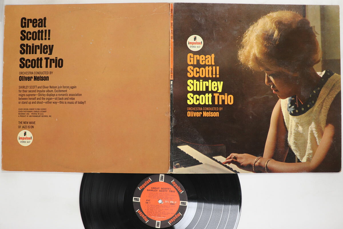 ・アーティスト Shirley Scott ・タイトル Great Scott!! ・レーベル・型番 IMPULSE AS67 ・フォーマット LPレコード ・コンディション(盤) 良い (VG+) ・コンディション(ジャケット) 可 (VG) ・コンディション(帯) オビなし ・特記事項 【カバー抜け】【盤に目立った跡】 実際に発送される商品の画像です 【ご購入前に必ずご確認ください】 ・本店サイト(www.recordcity.jp)とは価格、送料が違います ・本店サイト、その他支店のオーダーとは同梱発送できません ・注文確定後に別の注文を頂いた場合、注文同士の同梱は致しかねます。 ・別倉庫から発送しているため、店頭受け渡しは対応しておりません ・一部商品は他の通販サイトでも販売しているため、ご注文のタイミングによっては商品のご用意ができない場合がございます。 ・土日祝日はお休みです 金曜・祝前日9時以降のご連絡またはご入金は、返答または発送が週明け・祝日明けに順次対応となります。 ・ご購入後のキャンセル不可 ご購入後のキャンセルはいかなる理由においてもお受けできません。ご了承の上、ご購入くださいませ。 ・日本郵便(ゆうパック/ゆうメール)によるお届けになります。 ・中古品であることをご理解ください 当ストアでは中古商品を主に販売しております。中古品であることをご理解の上ご購入ください。また、一部商品はRecordCityオンラインストアで試聴可能です。 ・返品について お客様のご都合による返品は一切承っておりません。 表記の内容と実際の商品に相違がある場合、また針飛び等で返品・返金をご希望される場合は、商品の到着後1週間以内にご連絡ください。商品の返送をこちらで確認後、キャンセル・返金を行います。 コンディションVG以下の商品は返品できません。プレイに影響のない表面のこすれ傷、プレス起因のノイズ盤は返品の対象外です。 【コンディション表記】 ・ほぼ新品(M-)(Like New) 完全な新品。未使用。当店ではほぼ使用しません ・非常に良い(EX)(Excellent) 中古盤として美品な状態。わずかな経年を感じるものの傷みを感じさせない、当店基準で最高の状態 ・良い(VG+)(Very Good Plus) 丁寧に扱われた中古品で、軽い使用感がみられる。 ・可(VG)(Acceptable) 使い込まれた中古品で、「良い」よりもさらに使用感がみられる。 ・悪い(VG-)(Bad) 状態が悪いアイテム。使用の保障はなく、再生不可、針飛び、目立つノイズがあるかもしれない。状態によるクレーム不可。返品不可。 ・非常に悪い(G)(Very Bad) 「悪い」よりさらに状態が悪いアイテム。使用の保障はなく、再生不可、針飛び、目立つノイズがあるかもしれない。状態によるクレーム不可。返品不可。 ・ジャンク(Fair)(Junk/Fair) 割れている、反っている、水ダメージがある、カビ、ジャケットが分離している、ひどい書き込み、ひどい擦れなど最低の状態。使用の保障はなく、再生不可、針飛び、目立つノイズがあるかもしれない。状態によるクレーム不可。返品不可。 ・ジャンク(Poor)(Junk/Poor) 割れている、反っている、水ダメージがある、カビ、ジャケットが分離している、ひどい書き込み、ひどい擦れなど最低の状態。使用の保障はなく、再生不可、針飛び、目立つノイズがあるかもしれない。状態によるクレーム不可。返品不可。