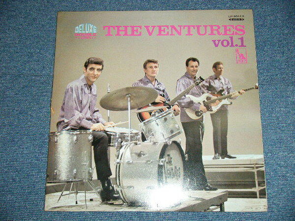 ・アーティスト Ventures ・タイトル Ventures Vol. 1 ・レーベル・型番 Liberty LP9312B ・フォーマット LPレコード ・コンディション(盤) 良い (VG+) ・コンディション(ジャケット) 可 (VG) ・コンディション(帯) オビなし ・特記事項 【カバー汚れ】【カバーにテープ付着】【カバーにリングウェア】【盤に短いヘアライン】 サンプル画像です。実際の商品の画像ではありません 商品写真はバーコード/カタログ番号に対応したサンプル画像ですので、お送りする商品の画像ではありません。帯やライナーなどの付属品は、特記事項に記載されている場合のみ含まれます。プロモやカラーレコードなどの仕様についても、該当する場合のみ特記事項に記載しています。 【ご購入前に必ずご確認ください】 ・本店サイト(www.recordcity.jp)とは価格、送料が違います ・本店サイト、その他支店のオーダーとは同梱発送できません ・注文確定後に別の注文を頂いた場合、注文同士の同梱は致しかねます。 ・別倉庫から発送しているため、店頭受け渡しは対応しておりません ・一部商品は他の通販サイトでも販売しているため、ご注文のタイミングによっては商品のご用意ができない場合がございます。 ・土日祝日はお休みです 金曜・祝前日9時以降のご連絡またはご入金は、返答または発送が週明け・祝日明けに順次対応となります。 ・ご購入後のキャンセル不可 ご購入後のキャンセルはいかなる理由においてもお受けできません。ご了承の上、ご購入くださいませ。 ・日本郵便(ゆうパック/ゆうメール)によるお届けになります。 ・中古品であることをご理解ください 当ストアでは中古商品を主に販売しております。中古品であることをご理解の上ご購入ください。また、一部商品はRecordCityオンラインストアで試聴可能です。 ・返品について お客様のご都合による返品は一切承っておりません。 表記の内容と実際の商品に相違がある場合、また針飛び等で返品・返金をご希望される場合は、商品の到着後1週間以内にご連絡ください。商品の返送をこちらで確認後、キャンセル・返金を行います。 コンディションVG以下の商品は返品できません。プレイに影響のない表面のこすれ傷、プレス起因のノイズ盤は返品の対象外です。 【コンディション表記】 ・ほぼ新品(M-)(Like New) 完全な新品。未使用。当店ではほぼ使用しません ・非常に良い(EX)(Excellent) 中古盤として美品な状態。わずかな経年を感じるものの傷みを感じさせない、当店基準で最高の状態 ・良い(VG+)(Very Good Plus) 丁寧に扱われた中古品で、軽い使用感がみられる。 ・可(VG)(Acceptable) 使い込まれた中古品で、「良い」よりもさらに使用感がみられる。 ・悪い(VG-)(Bad) 状態が悪いアイテム。使用の保障はなく、再生不可、針飛び、目立つノイズがあるかもしれない。状態によるクレーム不可。返品不可。 ・非常に悪い(G)(Very Bad) 「悪い」よりさらに状態が悪いアイテム。使用の保障はなく、再生不可、針飛び、目立つノイズがあるかもしれない。状態によるクレーム不可。返品不可。 ・ジャンク(Fair)(Junk/Fair) 割れている、反っている、水ダメージがある、カビ、ジャケットが分離している、ひどい書き込み、ひどい擦れなど最低の状態。使用の保障はなく、再生不可、針飛び、目立つノイズがあるかもしれない。状態によるクレーム不可。返品不可。 ・ジャンク(Poor)(Junk/Poor) 割れている、反っている、水ダメージがある、カビ、ジャケットが分離している、ひどい書き込み、ひどい擦れなど最低の状態。使用の保障はなく、再生不可、針飛び、目立つノイズがあるかもしれない。状態によるクレーム不可。返品不可。