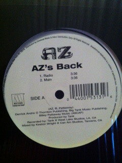 ・アーティスト Az ・タイトル AZ's Back ・レーベル・型番 Motown 4400153131 ・フォーマット 12" ・コンディション(盤) 良い (VG+) ・コンディション(ジャケット) 良い (VG+) ・コンディション(帯) オビなし ・特記事項 サンプル画像です。実際の商品の画像ではありません 商品写真はバーコード/カタログ番号に対応したサンプル画像ですので、お送りする商品の画像ではありません。帯やライナーなどの付属品は、特記事項に記載されている場合のみ含まれます。プロモやカラーレコードなどの仕様についても、該当する場合のみ特記事項に記載しています。 【ご購入前に必ずご確認ください】 ・本店サイト(www.recordcity.jp)とは価格、送料が違います ・本店サイト、その他支店のオーダーとは同梱発送できません ・注文確定後に別の注文を頂いた場合、注文同士の同梱は致しかねます。 ・別倉庫から発送しているため、店頭受け渡しは対応しておりません ・一部商品は他の通販サイトでも販売しているため、ご注文のタイミングによっては商品のご用意ができない場合がございます。 ・土日祝日はお休みです 金曜・祝前日9時以降のご連絡またはご入金は、返答または発送が週明け・祝日明けに順次対応となります。 ・ご購入後のキャンセル不可 ご購入後のキャンセルはいかなる理由においてもお受けできません。ご了承の上、ご購入くださいませ。 ・日本郵便(ゆうパック/ゆうメール)によるお届けになります。 ・中古品であることをご理解ください 当ストアでは中古商品を主に販売しております。中古品であることをご理解の上ご購入ください。また、一部商品はRecordCityオンラインストアで試聴可能です。 ・返品について お客様のご都合による返品は一切承っておりません。 表記の内容と実際の商品に相違がある場合、また針飛び等で返品・返金をご希望される場合は、商品の到着後1週間以内にご連絡ください。商品の返送をこちらで確認後、キャンセル・返金を行います。 コンディションVG以下の商品は返品できません。プレイに影響のない表面のこすれ傷、プレス起因のノイズ盤は返品の対象外です。 【コンディション表記】 ・ほぼ新品(M-)(Like New) 完全な新品。未使用。当店ではほぼ使用しません ・非常に良い(EX)(Excellent) 中古盤として美品な状態。わずかな経年を感じるものの傷みを感じさせない、当店基準で最高の状態 ・良い(VG+)(Very Good Plus) 丁寧に扱われた中古品で、軽い使用感がみられる。 ・可(VG)(Acceptable) 使い込まれた中古品で、「良い」よりもさらに使用感がみられる。 ・悪い(VG-)(Bad) 状態が悪いアイテム。使用の保障はなく、再生不可、針飛び、目立つノイズがあるかもしれない。状態によるクレーム不可。返品不可。 ・非常に悪い(G)(Very Bad) 「悪い」よりさらに状態が悪いアイテム。使用の保障はなく、再生不可、針飛び、目立つノイズがあるかもしれない。状態によるクレーム不可。返品不可。 ・ジャンク(Fair)(Junk/Fair) 割れている、反っている、水ダメージがある、カビ、ジャケットが分離している、ひどい書き込み、ひどい擦れなど最低の状態。使用の保障はなく、再生不可、針飛び、目立つノイズがあるかもしれない。状態によるクレーム不可。返品不可。 ・ジャンク(Poor)(Junk/Poor) 割れている、反っている、水ダメージがある、カビ、ジャケットが分離している、ひどい書き込み、ひどい擦れなど最低の状態。使用の保障はなく、再生不可、針飛び、目立つノイズがあるかもしれない。状態によるクレーム不可。返品不可。