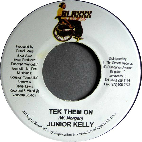 ・アーティスト Junior Kelly / Reagan ・タイトル Tek Them On / Just For Girls ・レーベル・型番 Blaxxx Records NONE ・フォーマット 7" ・コンディション(盤) 良い (VG+) ・コンディション(ジャケット) ・コンディション(帯) オビなし ・特記事項 サンプル画像です。実際の商品の画像ではありません 商品写真はバーコード/カタログ番号に対応したサンプル画像ですので、お送りする商品の画像ではありません。帯やライナーなどの付属品は、特記事項に記載されている場合のみ含まれます。プロモやカラーレコードなどの仕様についても、該当する場合のみ特記事項に記載しています。 【ご購入前に必ずご確認ください】 ・本店サイト(www.recordcity.jp)とは価格、送料が違います ・本店サイト、その他支店のオーダーとは同梱発送できません ・注文確定後に別の注文を頂いた場合、注文同士の同梱は致しかねます。 ・別倉庫から発送しているため、店頭受け渡しは対応しておりません ・一部商品は他の通販サイトでも販売しているため、ご注文のタイミングによっては商品のご用意ができない場合がございます。 ・土日祝日はお休みです 金曜・祝前日9時以降のご連絡またはご入金は、返答または発送が週明け・祝日明けに順次対応となります。 ・ご購入後のキャンセル不可 ご購入後のキャンセルはいかなる理由においてもお受けできません。ご了承の上、ご購入くださいませ。 ・日本郵便(ゆうパック/ゆうメール)によるお届けになります。 ・中古品であることをご理解ください 当ストアでは中古商品を主に販売しております。中古品であることをご理解の上ご購入ください。また、一部商品はRecordCityオンラインストアで試聴可能です。 ・返品について お客様のご都合による返品は一切承っておりません。 表記の内容と実際の商品に相違がある場合、また針飛び等で返品・返金をご希望される場合は、商品の到着後1週間以内にご連絡ください。商品の返送をこちらで確認後、キャンセル・返金を行います。 コンディションVG以下の商品は返品できません。プレイに影響のない表面のこすれ傷、プレス起因のノイズ盤は返品の対象外です。 【コンディション表記】 ・ほぼ新品(M-)(Like New) 完全な新品。未使用。当店ではほぼ使用しません ・非常に良い(EX)(Excellent) 中古盤として美品な状態。わずかな経年を感じるものの傷みを感じさせない、当店基準で最高の状態 ・良い(VG+)(Very Good Plus) 丁寧に扱われた中古品で、軽い使用感がみられる。 ・可(VG)(Acceptable) 使い込まれた中古品で、「良い」よりもさらに使用感がみられる。 ・悪い(VG-)(Bad) 状態が悪いアイテム。使用の保障はなく、再生不可、針飛び、目立つノイズがあるかもしれない。状態によるクレーム不可。返品不可。 ・非常に悪い(G)(Very Bad) 「悪い」よりさらに状態が悪いアイテム。使用の保障はなく、再生不可、針飛び、目立つノイズがあるかもしれない。状態によるクレーム不可。返品不可。 ・ジャンク(Fair)(Junk/Fair) 割れている、反っている、水ダメージがある、カビ、ジャケットが分離している、ひどい書き込み、ひどい擦れなど最低の状態。使用の保障はなく、再生不可、針飛び、目立つノイズがあるかもしれない。状態によるクレーム不可。返品不可。 ・ジャンク(Poor)(Junk/Poor) 割れている、反っている、水ダメージがある、カビ、ジャケットが分離している、ひどい書き込み、ひどい擦れなど最低の状態。使用の保障はなく、再生不可、針飛び、目立つノイズがあるかもしれない。状態によるクレーム不可。返品不可。