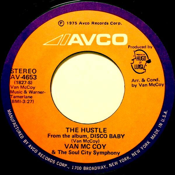 ・アーティスト Van McCoy & The Soul City Symphony ・タイトル The Hustle ・レーベル・型番 Avco AV4653 ・フォーマット 7インチレコード ・コンディション(盤) 良い (VG+) ・コンディション(ジャケット) プレインカバー（元ジャケット／カバー無し） ・コンディション(帯) オビなし ・特記事項 サンプル画像です。実際の商品の画像ではありません 商品写真はバーコード/カタログ番号に対応したサンプル画像ですので、お送りする商品の画像ではありません。帯やライナーなどの付属品は、特記事項に記載されている場合のみ含まれます。プロモやカラーレコードなどの仕様についても、該当する場合のみ特記事項に記載しています。 【ご購入前に必ずご確認ください】 ・本店サイト(www.recordcity.jp)とは価格、送料が違います ・本店サイト、その他支店のオーダーとは同梱発送できません ・注文確定後に別の注文を頂いた場合、注文同士の同梱は致しかねます。 ・別倉庫から発送しているため、店頭受け渡しは対応しておりません ・一部商品は他の通販サイトでも販売しているため、ご注文のタイミングによっては商品のご用意ができない場合がございます。 ・土日祝日はお休みです 金曜・祝前日9時以降のご連絡またはご入金は、返答または発送が週明け・祝日明けに順次対応となります。 ・ご購入後のキャンセル不可 ご購入後のキャンセルはいかなる理由においてもお受けできません。ご了承の上、ご購入くださいませ。 ・日本郵便(ゆうパック/ゆうメール)によるお届けになります。 ・中古品であることをご理解ください 当ストアでは中古商品を主に販売しております。中古品であることをご理解の上ご購入ください。また、一部商品はRecordCityオンラインストアで試聴可能です。 ・返品について お客様のご都合による返品は一切承っておりません。 表記の内容と実際の商品に相違がある場合、また針飛び等で返品・返金をご希望される場合は、商品の到着後1週間以内にご連絡ください。商品の返送をこちらで確認後、キャンセル・返金を行います。 コンディションVG以下の商品は返品できません。プレイに影響のない表面のこすれ傷、プレス起因のノイズ盤は返品の対象外です。 【コンディション表記】 ・ほぼ新品(M-)(Like New) 完全な新品。未使用。当店ではほぼ使用しません ・非常に良い(EX)(Excellent) 中古盤として美品な状態。わずかな経年を感じるものの傷みを感じさせない、当店基準で最高の状態 ・良い(VG+)(Very Good Plus) 丁寧に扱われた中古品で、軽い使用感がみられる。 ・可(VG)(Acceptable) 使い込まれた中古品で、「良い」よりもさらに使用感がみられる。 ・悪い(VG-)(Bad) 状態が悪いアイテム。使用の保障はなく、再生不可、針飛び、目立つノイズがあるかもしれない。状態によるクレーム不可。返品不可。 ・非常に悪い(G)(Very Bad) 「悪い」よりさらに状態が悪いアイテム。使用の保障はなく、再生不可、針飛び、目立つノイズがあるかもしれない。状態によるクレーム不可。返品不可。 ・ジャンク(Fair)(Junk/Fair) 割れている、反っている、水ダメージがある、カビ、ジャケットが分離している、ひどい書き込み、ひどい擦れなど最低の状態。使用の保障はなく、再生不可、針飛び、目立つノイズがあるかもしれない。状態によるクレーム不可。返品不可。 ・ジャンク(Poor)(Junk/Poor) 割れている、反っている、水ダメージがある、カビ、ジャケットが分離している、ひどい書き込み、ひどい擦れなど最低の状態。使用の保障はなく、再生不可、針飛び、目立つノイズがあるかもしれない。状態によるクレーム不可。返品不可。