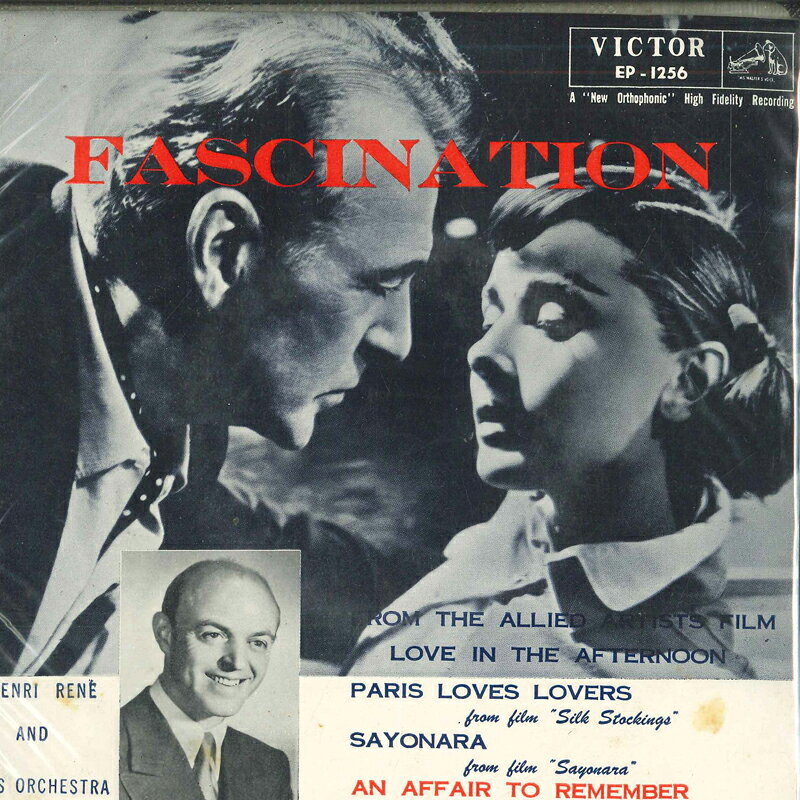 ・アーティスト Various ・タイトル Fascination ・レーベル・型番 VICTOR EP1256 ・フォーマット 7インチレコード ・コンディション(盤) 可 (VG) ・コンディション(ジャケット) 可 (VG) ・コンディション(帯) オビなし ・特記事項 【外袋をカバーにテープ止】【盤に目立った跡】【盤に短いヘアライン】 サンプル画像です。実際の商品の画像ではありません 商品写真はバーコード/カタログ番号に対応したサンプル画像ですので、お送りする商品の画像ではありません。帯やライナーなどの付属品は、特記事項に記載されている場合のみ含まれます。プロモやカラーレコードなどの仕様についても、該当する場合のみ特記事項に記載しています。 【ご購入前に必ずご確認ください】 ・本店サイト(www.recordcity.jp)とは価格、送料が違います ・本店サイト、その他支店のオーダーとは同梱発送できません ・注文確定後に別の注文を頂いた場合、注文同士の同梱は致しかねます。 ・別倉庫から発送しているため、店頭受け渡しは対応しておりません ・一部商品は他の通販サイトでも販売しているため、ご注文のタイミングによっては商品のご用意ができない場合がございます。 ・土日祝日はお休みです 金曜・祝前日9時以降のご連絡またはご入金は、返答または発送が週明け・祝日明けに順次対応となります。 ・ご購入後のキャンセル不可 ご購入後のキャンセルはいかなる理由においてもお受けできません。ご了承の上、ご購入くださいませ。 ・日本郵便(ゆうパック/ゆうメール)によるお届けになります。 ・中古品であることをご理解ください 当ストアでは中古商品を主に販売しております。中古品であることをご理解の上ご購入ください。また、一部商品はRecordCityオンラインストアで試聴可能です。 ・返品について お客様のご都合による返品は一切承っておりません。 表記の内容と実際の商品に相違がある場合、また針飛び等で返品・返金をご希望される場合は、商品の到着後1週間以内にご連絡ください。商品の返送をこちらで確認後、キャンセル・返金を行います。 コンディションVG以下の商品は返品できません。プレイに影響のない表面のこすれ傷、プレス起因のノイズ盤は返品の対象外です。 【コンディション表記】 ・ほぼ新品(M-)(Like New) 完全な新品。未使用。当店ではほぼ使用しません ・非常に良い(EX)(Excellent) 中古盤として美品な状態。わずかな経年を感じるものの傷みを感じさせない、当店基準で最高の状態 ・良い(VG+)(Very Good Plus) 丁寧に扱われた中古品で、軽い使用感がみられる。 ・可(VG)(Acceptable) 使い込まれた中古品で、「良い」よりもさらに使用感がみられる。 ・悪い(VG-)(Bad) 状態が悪いアイテム。使用の保障はなく、再生不可、針飛び、目立つノイズがあるかもしれない。状態によるクレーム不可。返品不可。 ・非常に悪い(G)(Very Bad) 「悪い」よりさらに状態が悪いアイテム。使用の保障はなく、再生不可、針飛び、目立つノイズがあるかもしれない。状態によるクレーム不可。返品不可。 ・ジャンク(Fair)(Junk/Fair) 割れている、反っている、水ダメージがある、カビ、ジャケットが分離している、ひどい書き込み、ひどい擦れなど最低の状態。使用の保障はなく、再生不可、針飛び、目立つノイズがあるかもしれない。状態によるクレーム不可。返品不可。 ・ジャンク(Poor)(Junk/Poor) 割れている、反っている、水ダメージがある、カビ、ジャケットが分離している、ひどい書き込み、ひどい擦れなど最低の状態。使用の保障はなく、再生不可、針飛び、目立つノイズがあるかもしれない。状態によるクレーム不可。返品不可。