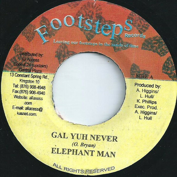 ・アーティスト Elephant Man / Singer J ・タイトル Gal Yuh Never / Don't Wanna Be Around ・レーベル・型番 Footsteps Records NONE ・フォーマット 7" ・コンディション(盤) 良い (VG+) ・コンディション(ジャケット) ・コンディション(帯) オビなし ・特記事項 サンプル画像です。実際の商品の画像ではありません 商品写真はバーコード/カタログ番号に対応したサンプル画像ですので、お送りする商品の画像ではありません。帯やライナーなどの付属品は、特記事項に記載されている場合のみ含まれます。プロモやカラーレコードなどの仕様についても、該当する場合のみ特記事項に記載しています。 【ご購入前に必ずご確認ください】 ・本店サイト(www.recordcity.jp)とは価格、送料が違います ・本店サイト、その他支店のオーダーとは同梱発送できません ・注文確定後に別の注文を頂いた場合、注文同士の同梱は致しかねます。 ・別倉庫から発送しているため、店頭受け渡しは対応しておりません ・一部商品は他の通販サイトでも販売しているため、ご注文のタイミングによっては商品のご用意ができない場合がございます。 ・土日祝日はお休みです 金曜・祝前日9時以降のご連絡またはご入金は、返答または発送が週明け・祝日明けに順次対応となります。 ・ご購入後のキャンセル不可 ご購入後のキャンセルはいかなる理由においてもお受けできません。ご了承の上、ご購入くださいませ。 ・日本郵便(ゆうパック/ゆうメール)によるお届けになります。 ・中古品であることをご理解ください 当ストアでは中古商品を主に販売しております。中古品であることをご理解の上ご購入ください。また、一部商品はRecordCityオンラインストアで試聴可能です。 ・返品について お客様のご都合による返品は一切承っておりません。 表記の内容と実際の商品に相違がある場合、また針飛び等で返品・返金をご希望される場合は、商品の到着後1週間以内にご連絡ください。商品の返送をこちらで確認後、キャンセル・返金を行います。 コンディションVG以下の商品は返品できません。プレイに影響のない表面のこすれ傷、プレス起因のノイズ盤は返品の対象外です。 【コンディション表記】 ・ほぼ新品(M-)(Like New) 完全な新品。未使用。当店ではほぼ使用しません ・非常に良い(EX)(Excellent) 中古盤として美品な状態。わずかな経年を感じるものの傷みを感じさせない、当店基準で最高の状態 ・良い(VG+)(Very Good Plus) 丁寧に扱われた中古品で、軽い使用感がみられる。 ・可(VG)(Acceptable) 使い込まれた中古品で、「良い」よりもさらに使用感がみられる。 ・悪い(VG-)(Bad) 状態が悪いアイテム。使用の保障はなく、再生不可、針飛び、目立つノイズがあるかもしれない。状態によるクレーム不可。返品不可。 ・非常に悪い(G)(Very Bad) 「悪い」よりさらに状態が悪いアイテム。使用の保障はなく、再生不可、針飛び、目立つノイズがあるかもしれない。状態によるクレーム不可。返品不可。 ・ジャンク(Fair)(Junk/Fair) 割れている、反っている、水ダメージがある、カビ、ジャケットが分離している、ひどい書き込み、ひどい擦れなど最低の状態。使用の保障はなく、再生不可、針飛び、目立つノイズがあるかもしれない。状態によるクレーム不可。返品不可。 ・ジャンク(Poor)(Junk/Poor) 割れている、反っている、水ダメージがある、カビ、ジャケットが分離している、ひどい書き込み、ひどい擦れなど最低の状態。使用の保障はなく、再生不可、針飛び、目立つノイズがあるかもしれない。状態によるクレーム不可。返品不可。