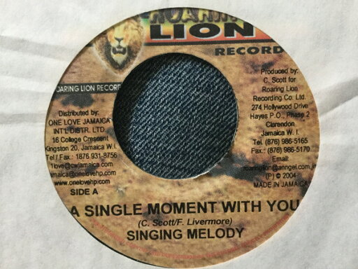 【中古】ジャマイカ7” Singing Melody A Single Moment With You NONE Roaring Lion Records /00080 【中古】ジャマイカ7” Singing Melody A Single Moment With You NONE Roaring Lion Records /00080