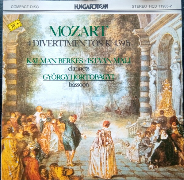 ・アーティスト Mozart ・タイトル 4 Divertimetos K. 439b ・レーベル・型番 Hungaroton Classic HCD119852 ・フォーマット CD ・コンディション(盤) 良い (VG+) ・コンディション(ジャケット) ・コンディション(帯) オビなし ・特記事項 【ケース擦れ】【盤に小さいキズ】 サンプル画像です。実際の商品の画像ではありません 商品写真はバーコード/カタログ番号に対応したサンプル画像ですので、お送りする商品の画像ではありません。帯やライナーなどの付属品は、特記事項に記載されている場合のみ含まれます。プロモやカラーレコードなどの仕様についても、該当する場合のみ特記事項に記載しています。 【ご購入前に必ずご確認ください】 ・本店サイト(www.recordcity.jp)とは価格、送料が違います ・本店サイト、その他支店のオーダーとは同梱発送できません ・注文確定後に別の注文を頂いた場合、注文同士の同梱は致しかねます。 ・別倉庫から発送しているため、店頭受け渡しは対応しておりません ・一部商品は他の通販サイトでも販売しているため、ご注文のタイミングによっては商品のご用意ができない場合がございます。 ・土日祝日はお休みです 金曜・祝前日9時以降のご連絡またはご入金は、返答または発送が週明け・祝日明けに順次対応となります。 ・ご購入後のキャンセル不可 ご購入後のキャンセルはいかなる理由においてもお受けできません。ご了承の上、ご購入くださいませ。 ・日本郵便(ゆうパック/ゆうメール)によるお届けになります。 ・中古品であることをご理解ください 当ストアでは中古商品を主に販売しております。中古品であることをご理解の上ご購入ください。また、一部商品はRecordCityオンラインストアで試聴可能です。 ・返品について お客様のご都合による返品は一切承っておりません。 表記の内容と実際の商品に相違がある場合、また針飛び等で返品・返金をご希望される場合は、商品の到着後1週間以内にご連絡ください。商品の返送をこちらで確認後、キャンセル・返金を行います。 コンディションVG以下の商品は返品できません。プレイに影響のない表面のこすれ傷、プレス起因のノイズ盤は返品の対象外です。 【コンディション表記】 ・ほぼ新品(M-)(Like New) 完全な新品。未使用。当店ではほぼ使用しません ・非常に良い(EX)(Excellent) 中古盤として美品な状態。わずかな経年を感じるものの傷みを感じさせない、当店基準で最高の状態 ・良い(VG+)(Very Good Plus) 丁寧に扱われた中古品で、軽い使用感がみられる。 ・可(VG)(Acceptable) 使い込まれた中古品で、「良い」よりもさらに使用感がみられる。 ・悪い(VG-)(Bad) 状態が悪いアイテム。使用の保障はなく、再生不可、針飛び、目立つノイズがあるかもしれない。状態によるクレーム不可。返品不可。 ・非常に悪い(G)(Very Bad) 「悪い」よりさらに状態が悪いアイテム。使用の保障はなく、再生不可、針飛び、目立つノイズがあるかもしれない。状態によるクレーム不可。返品不可。 ・ジャンク(Fair)(Junk/Fair) 割れている、反っている、水ダメージがある、カビ、ジャケットが分離している、ひどい書き込み、ひどい擦れなど最低の状態。使用の保障はなく、再生不可、針飛び、目立つノイズがあるかもしれない。状態によるクレーム不可。返品不可。 ・ジャンク(Poor)(Junk/Poor) 割れている、反っている、水ダメージがある、カビ、ジャケットが分離している、ひどい書き込み、ひどい擦れなど最低の状態。使用の保障はなく、再生不可、針飛び、目立つノイズがあるかもしれない。状態によるクレーム不可。返品不可。