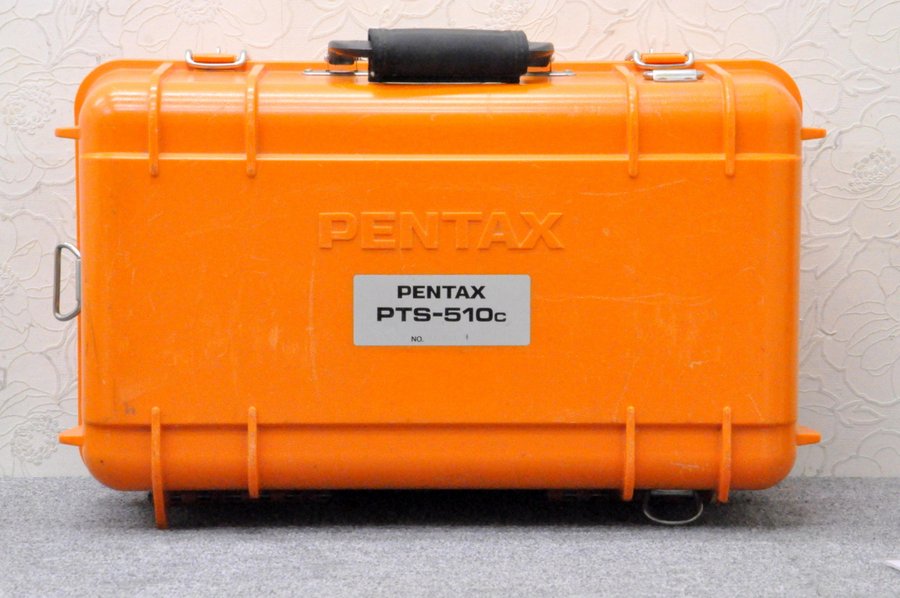 【中古】PENTAX/ペンタックス トータルステーション PTS-500シリーズ用 ハードケース■PTS-505 PTS-505C PTS-510C PTS-520C に使用可能■測量機器【中古】トータルステーション 測量機器も多数ご用意！