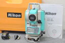 【ウインターセール】【校正済】Nikon/ニコン トータルステーション NST-305C■シフト式■校正済■両面液晶表示■漢字・かな表示■精密測距モードで約1....