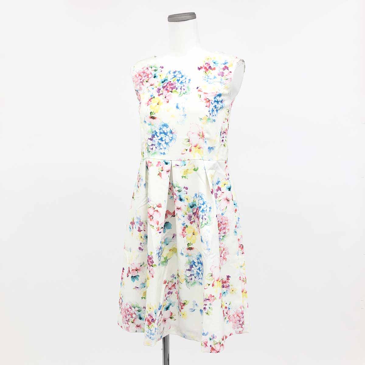 【20％OFFクーポン】★10月31日まで★【202408】 Rose Tiara ローズティアラ ノースリーブワンピース 美品 サイズ38 M ホワイト レディース 花柄 フレア 【中古】