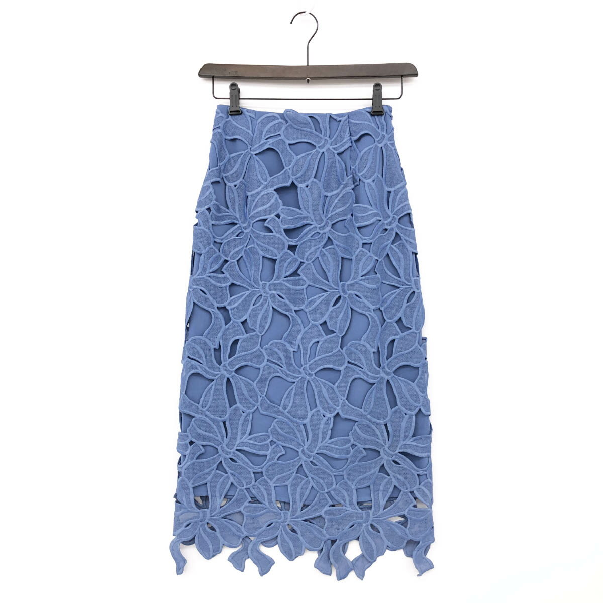 CELFORD セルフォード リボンレーススカート 未使用品 サイズ36 ブルー ポリエステル100 レディース ボトムス CWFS224050 花柄 【中古】のサムネイル