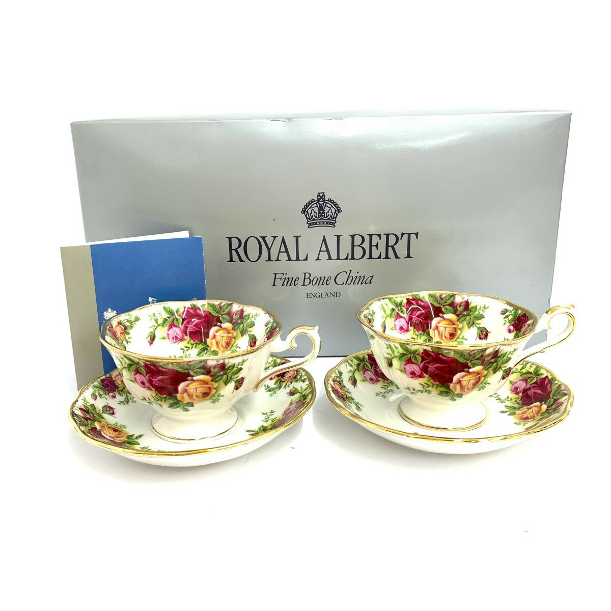 Royal Albert ロイヤルアルバート カップ＆ソーサー 2客セット　箱付 未使用品 ホワイト オールドカントリーローズ 洋食器 【中古】のサムネイル