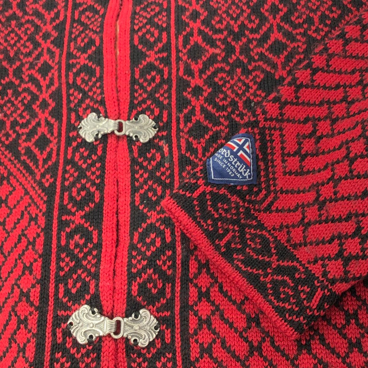 NORDSTRIKK ノードストリック 長袖カーディガン サイズ:M レッド ウール100％ レディース チロリアン 総柄 アウター ニットジャケット 【中古】