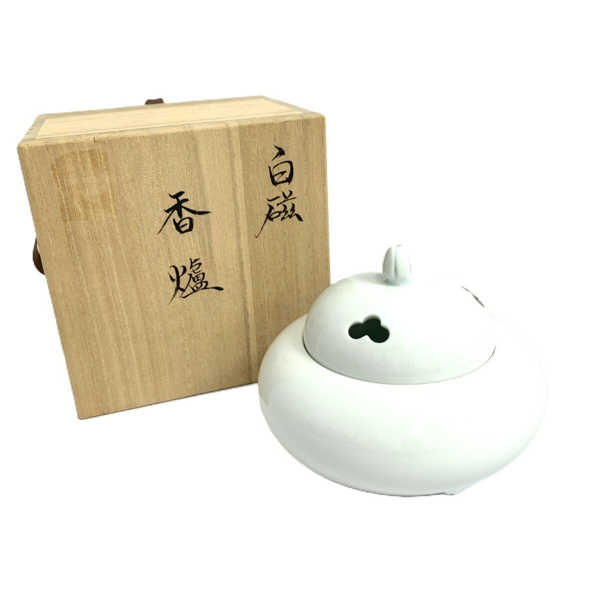 ★楽天スーパーセール対象★ 井上萬ニ 白磁 香炉/香爐 新品同様 人間国宝 ホワイト 【中古】