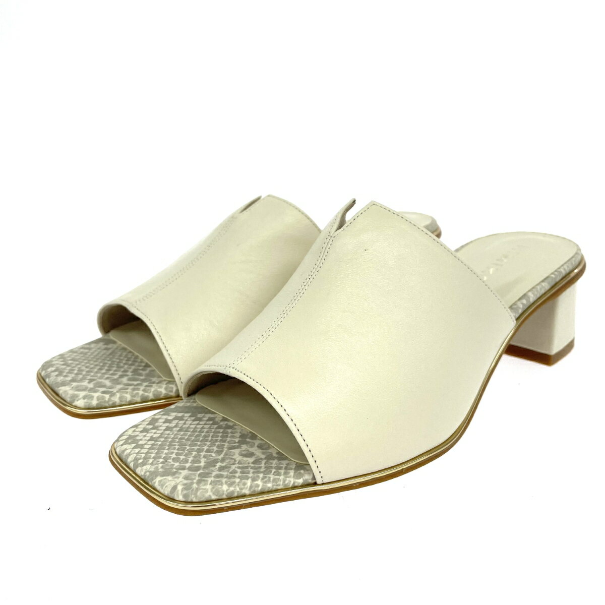 卑弥呼 ヒミコ サンダル 新品同様 表記サイズ:24cm ホワイト レディース【中古】