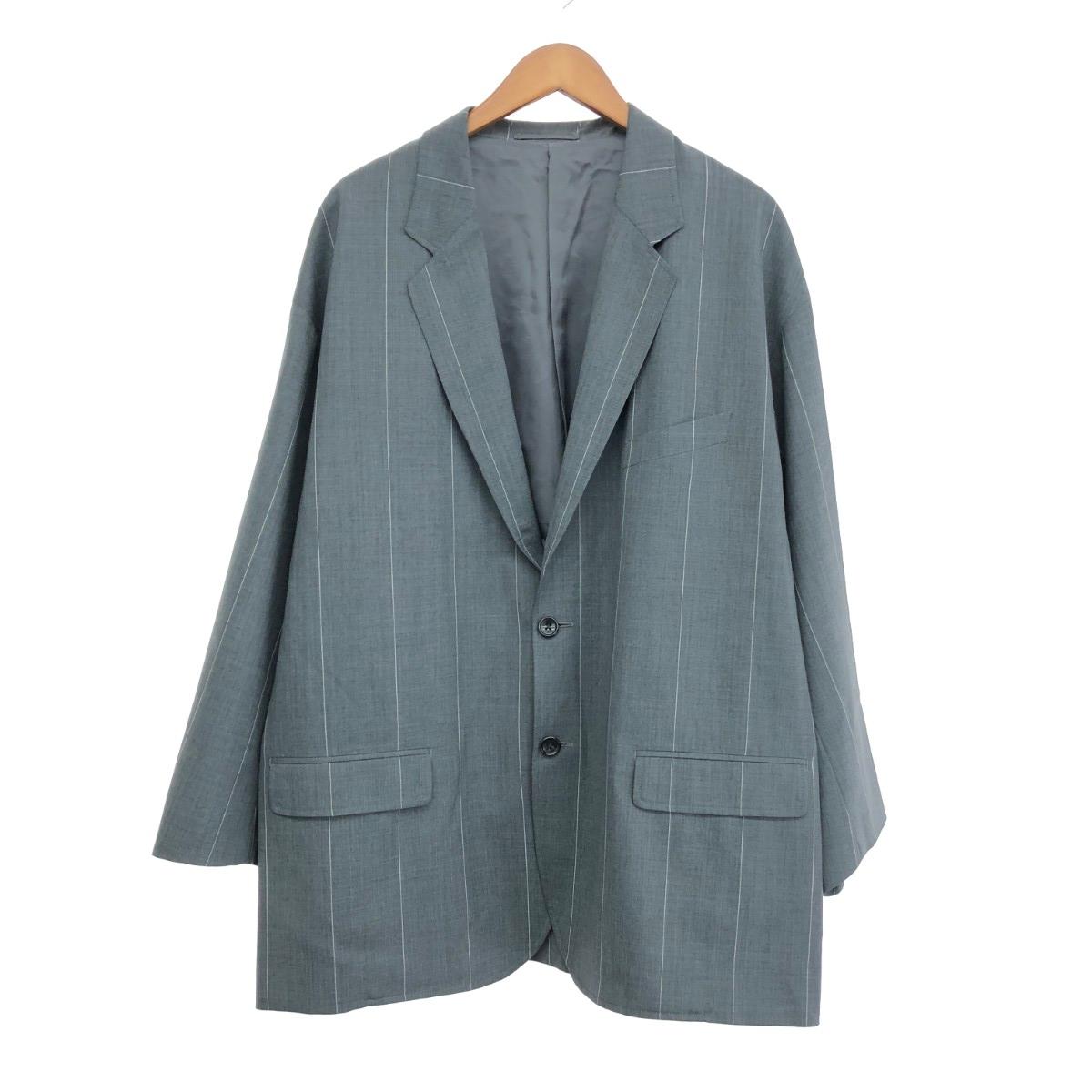 状態ランク →ランク詳細はこちら 状態詳細 - ※スレ傷や汚れがある場合はその一部分のみ撮影を行っております。画像に写っていない箇所にも同じようなスレ傷や汚れがある場合がございます。 商品説明 ブランド Graphpaper グラフペーパー 仕様 ワイドストライプジャケット GM201-20005 WIDE STRIPE WOOL OVERSIZED ※素材は画像の素材タグをご確認ください。画像にない場合は素材タグが無く素材不明となります。 表記サイズ サイズ:1 → 服の一般サイズ表はこちら ※あくまで一般的な比較表です。詳細なサイズはメーカーにより異なりますので、ご参考程度にお考え下さい。 実寸サイズ(約/cm) 着丈:79 袖丈:52 肩幅:57 身幅:66- → 実寸サイズ計測方法はこちら 色 グレー- → カラー詳細はこちら ※色名は弊社の判断基準となります。光の加減や反射、ご覧の機種やブラウザの影響により実際の色味と異なる場合がございます。 付属品 画像に写っているものが全てです。 管理番号 240001165610 『Graphpaper』 他商品を見る 商品を探す カテゴリー別で探す ≫ 同じアイテムから探す ≫　