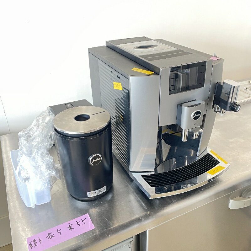 北海道・九州・沖縄・離島等追加送料有【中古】 全自動コーヒーマシン/ミルククーラー JURA ユーラ E8G2/CoolControl 2022年製 幅280/144×奥行446/218×高1.56mm (No.a112) 業務用 厨房機器