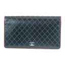 【中古】シャネル マトラッセ 長財布 ピコローレ 2つ折り ブラック CHANEL