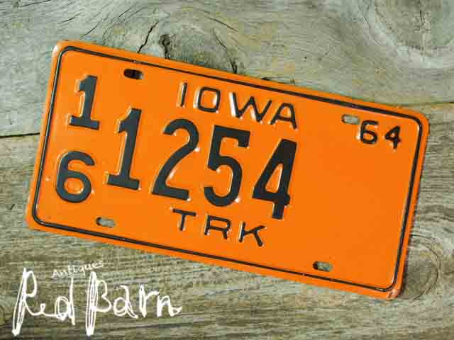 【商品合計税込3980円で送料無料】 ヴィンテージ ナンバープレート TRK【再入荷2回目】