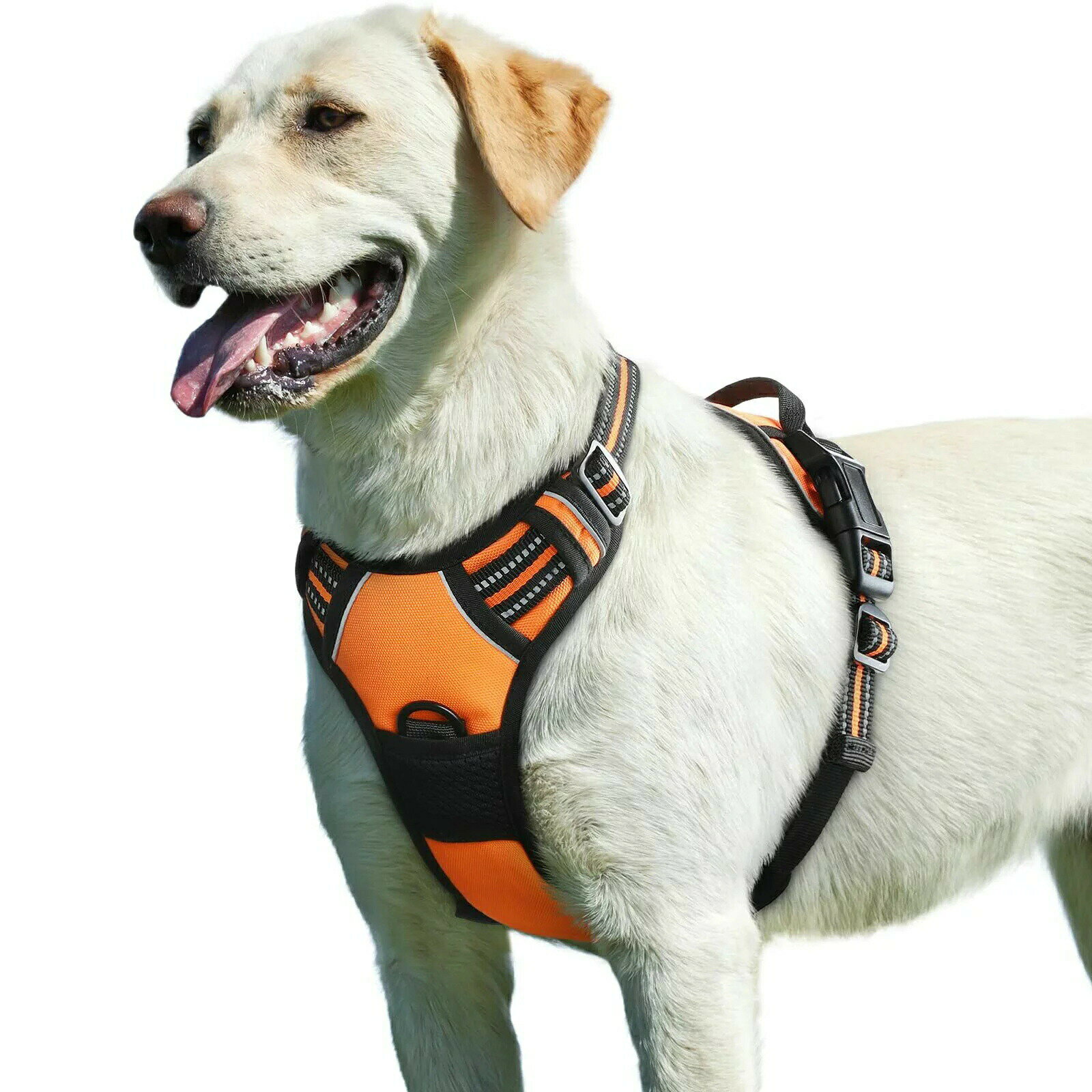 【犬への負担が少ない引っ張り防止】安全的で、やさしく止ませる犬用ハーネス。首輪では咳込みや息の止まることが多いです。首輪より、ハーネスのメリットは胸当てと背当てのスポンジパッドで衝撃を吸収すること。犬が引っ張る時は、飼い主の制御力をパッド面に分散させて、犬の体にかける負担を大幅に軽減します。【4箇所サイズ調節可能】犬をしっかりコントロールするには、サイズが合っていることが不可欠です。首回りにも胴回りにも各2箇所でサイズが調節できます。より完璧なサイズを調節することで、犬が抜けることを防止します。調節の幅は広いので、犬が自然に太っても十分に対応できます。【機能性十分：簡単着脱ハンドル反射材】1.胴回りのベルトに左右2つのバックルで止めるタイプで、足を上げる必要もなくカンタン着脱2.背中にハンドル付き、とっさに犬を制御したい状況で重宝します。3.反射テープの利用で、夜間の視認性と安全性を確保します。【耐久性高い柔らかい材質】表地は丈夫なオックスフォードで、フックも金属製で毎日のお散歩でもしっかり使えます。スポンジメッシュの採用により、ふわふわの触感で犬の肌への摩擦や食い込みを抑え、「関節の可動域を邪魔しない」拘束感を与えない自然な着け心地を実現します。通気性が高くて、長時間着ても辛くないです。【胸前フック設計引っ張り防止効果アップ】胸前と背中にリードをつなぐフックが各1つあります。胸前のフックを利用することで、飼い主からの指示が伝わりやすく、犬をコントロールしやすいです。犬が自然に飼い主のほうに顔を向けるので、引っ張り癖対策にとても効果のあるものです。