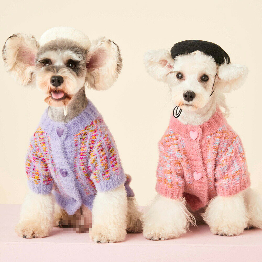 商品説明商品名小型犬も対応したペット用 可愛い セーター素材ポリエステル生産国中国サイズXS: 背丈:26cm 胴回り:35cmS: 背丈:28cm 胴回り:40cmM: 背丈:31cm 胴回り:45cmL: 背丈:34cm 胴回り:50cmXL: 背丈:37cm 胴回り:54cmXXL: 背丈:41cm 胴回り:58cm小型犬サイズから中型犬用まで対応できます。セット内容ペット服　単品注意PC環境光の具合により、色や素材のイメージが写真と若干異なる場合がございます。モデル写真に使用されているアクセサリー小物は別途記載が無い限り付属いたしません。商品に不良があった場合は、商品到着から5日以内にご連絡いただければご返金交換対応させて頂きます。商品のサイズは、全て平置きにて外寸を測定しております。商品によっては+-0.5cm～1cmの誤差が発生してしまう場合がございます。該当商品は他店と在庫共有です。タイミングにより、在庫ズレが生じる場合がございます。予めご了承ください。
