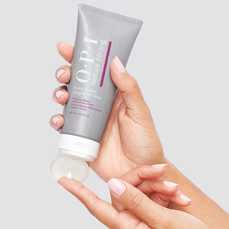 ハンドケア ハンドクリーム オーピーアイ OPI NS ハンド&フット クリーム 100ml お取り寄せ ケア クリーム おーぴーあい NSシリーズ キューティクルケア ネイルケア フットクリーム フットケア モイスチャーミッション